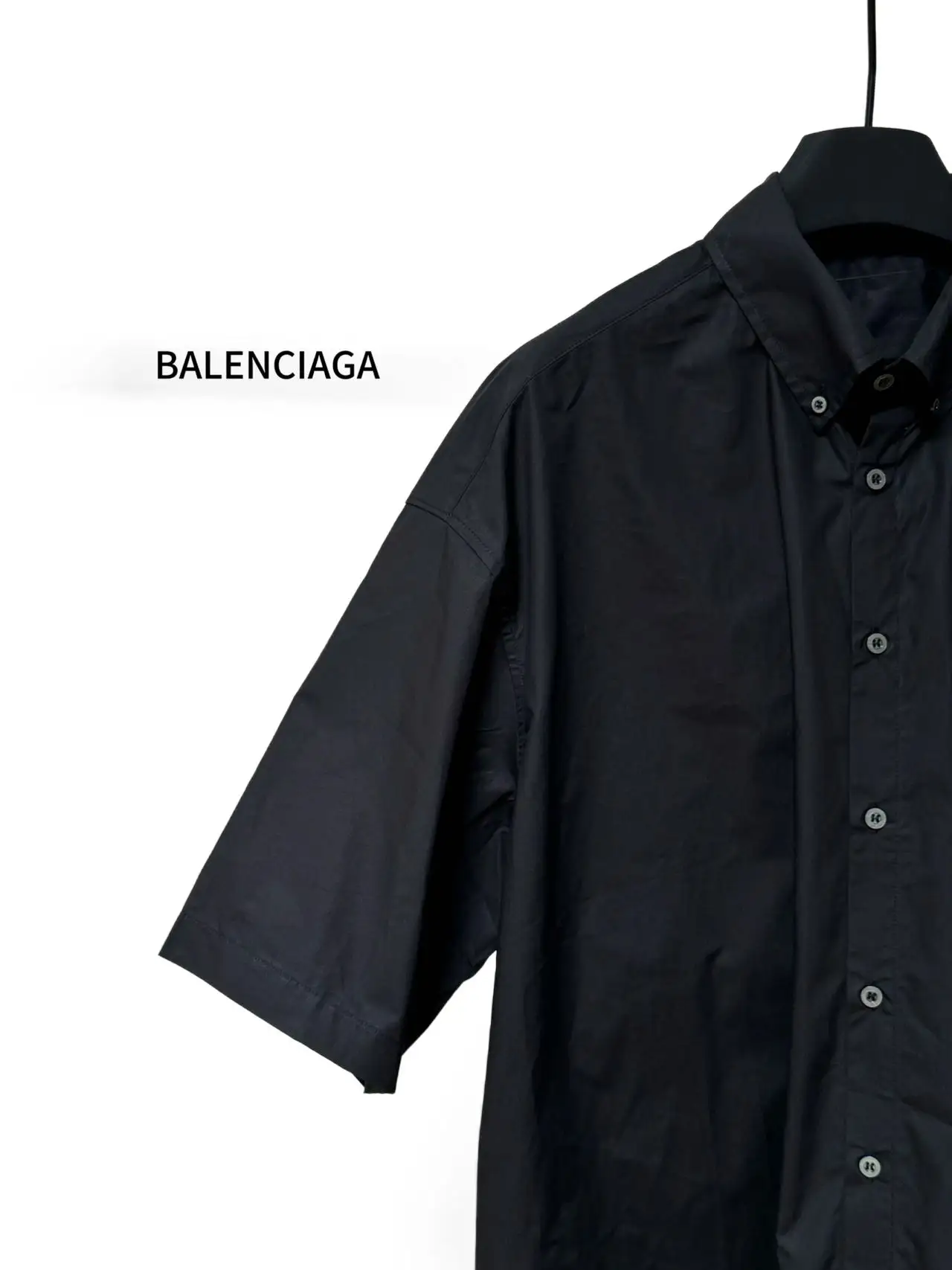 BB Logo Embroidered Short-Sleeve Shirt D16521134 — view 3