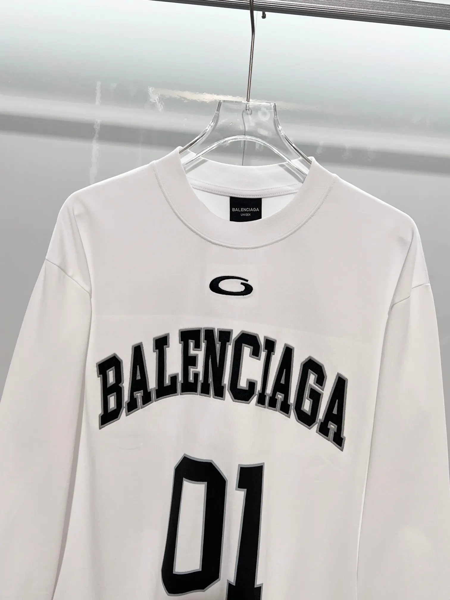 Basketball Logo Long-Sleeve T-Shirt D16524159 — view 3