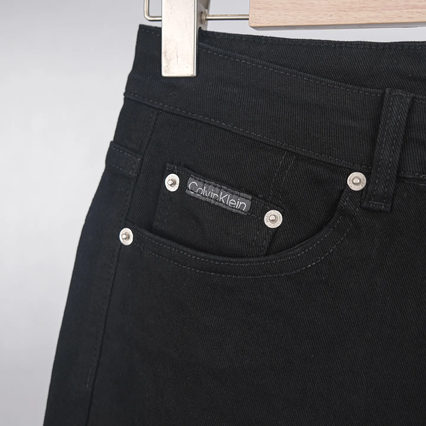Slim-Straight Leg Stretch Denim Jeans D16523094 — view 4