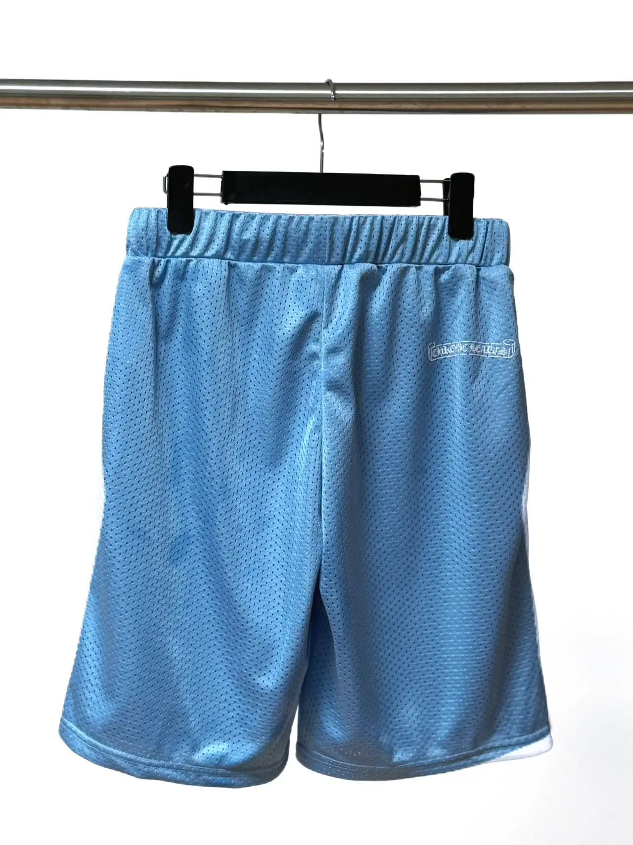Logo-Patch Mesh Basketball Shorts D16521140 — view 2