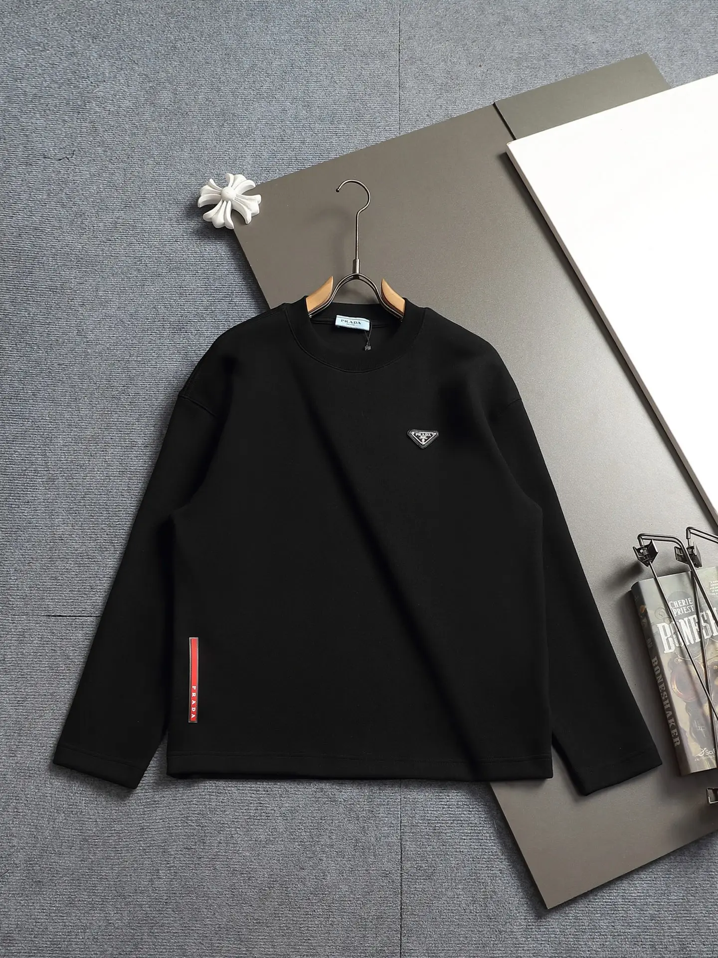 Logo-Appliqué Crew-Neck Sweatshirt D17023261