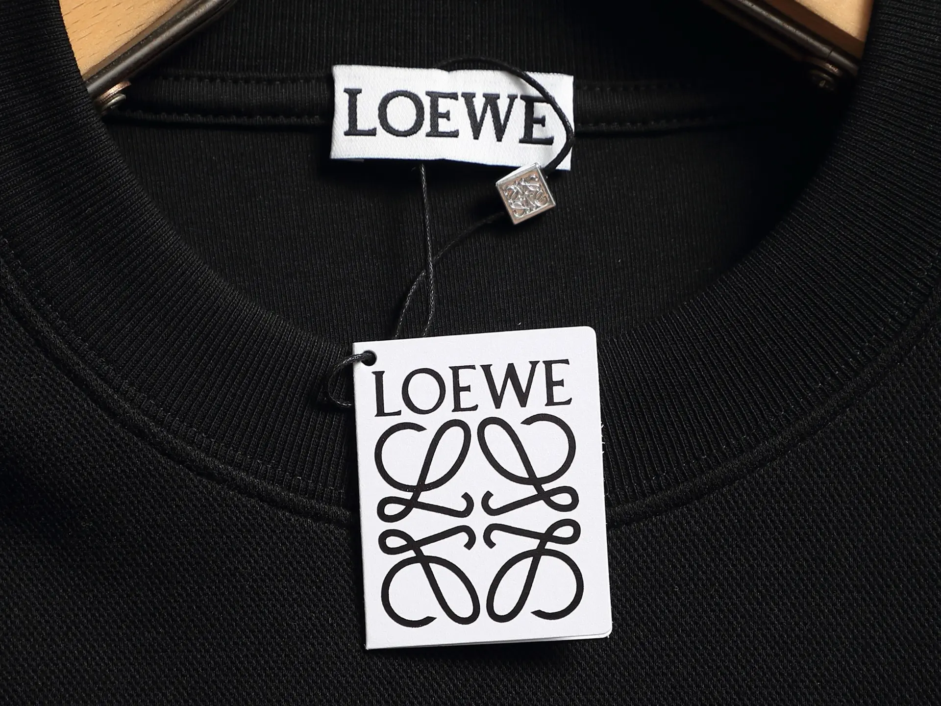 Anagram Embossed Cotton Sweatshirt D17023255 — view 5
