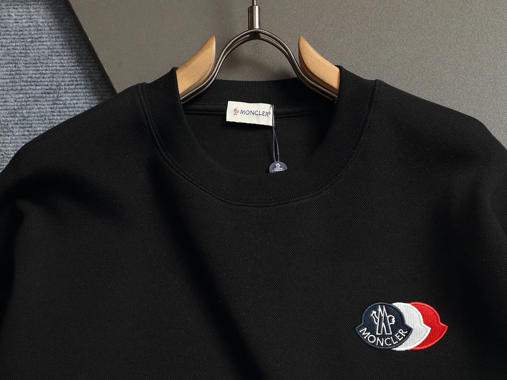 Logo-Embroidered Crew-Neck Sweatshirt D17023259 — view 2