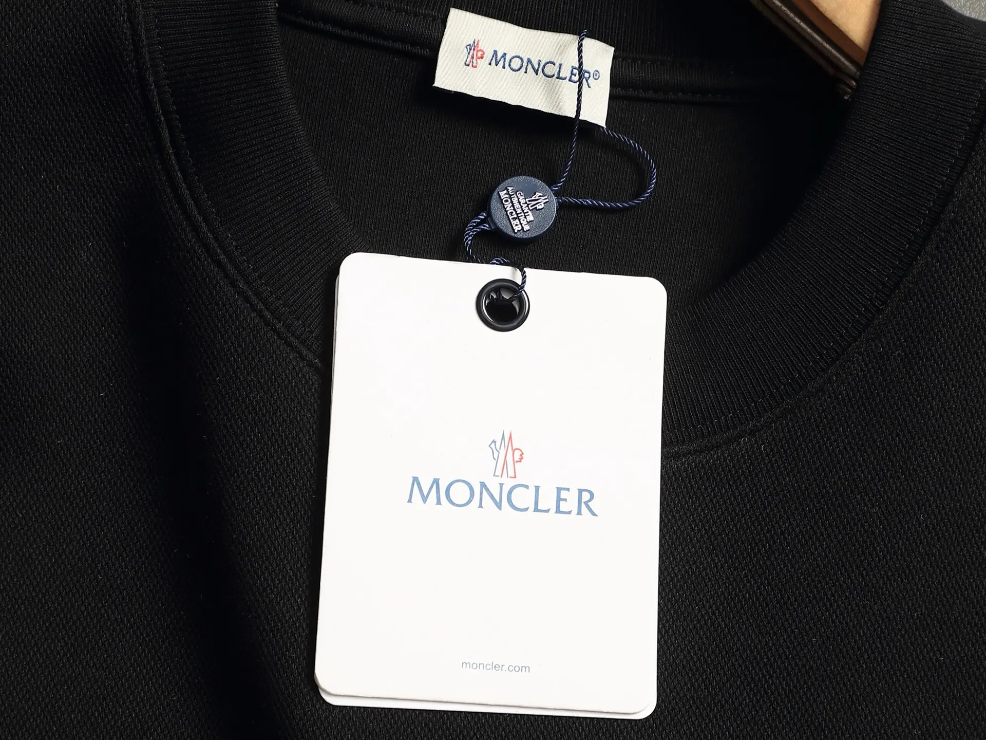 Logo-Embroidered Crew-Neck Sweatshirt D17023259 — view 5