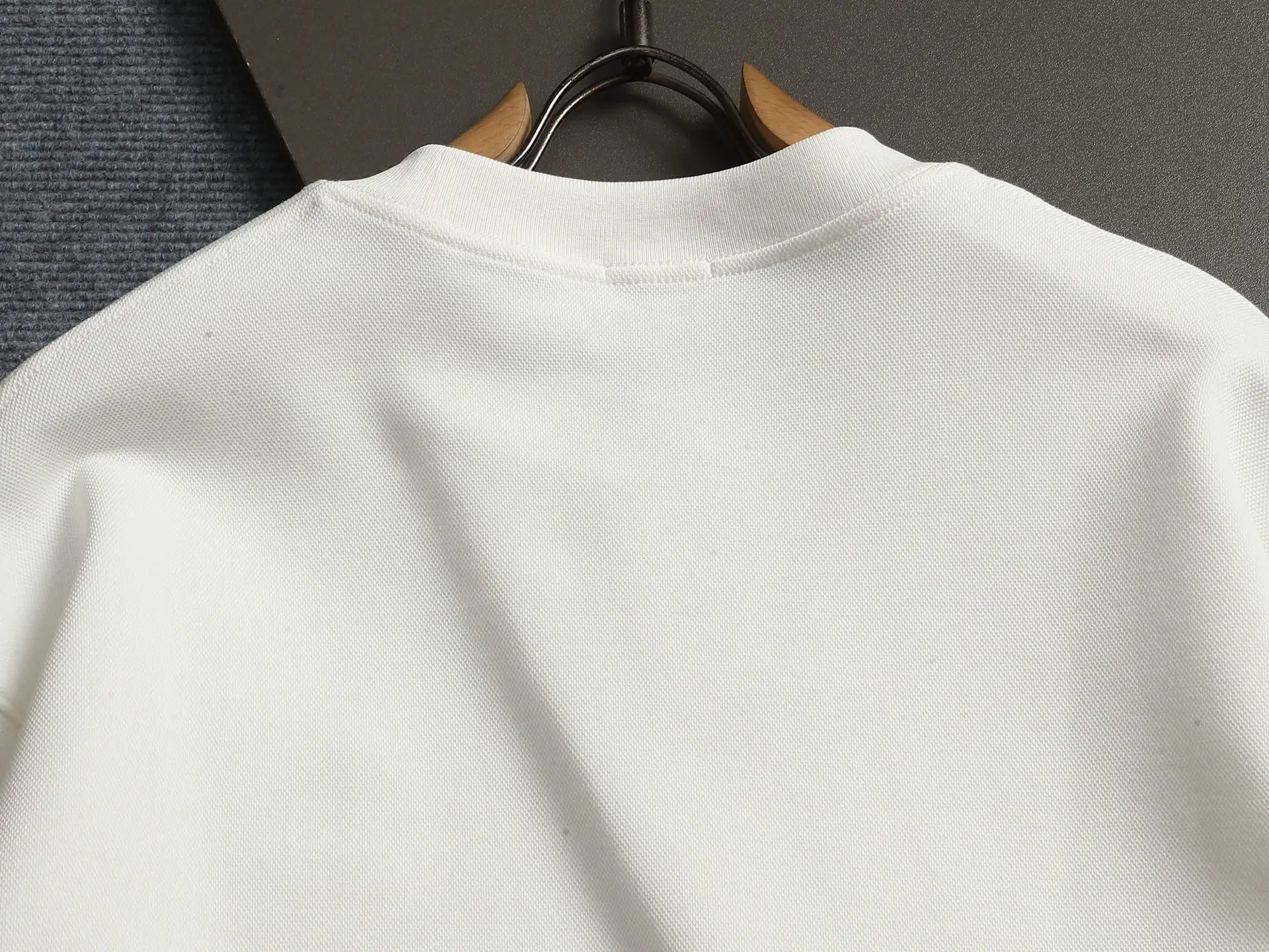 Logo-Embroidered Crew-Neck Sweatshirt D17023258 — view 9