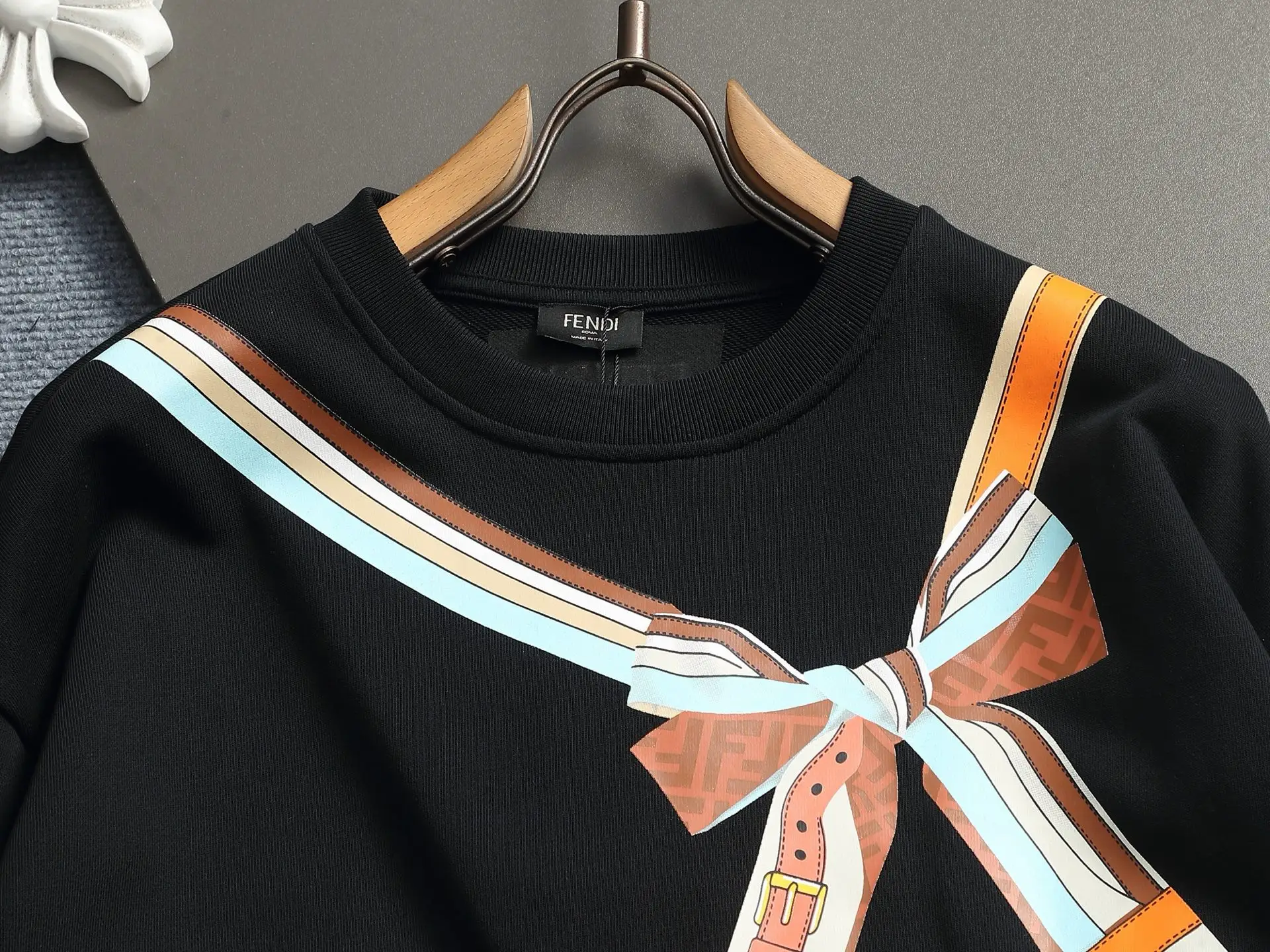 Fendi Logo Scarf Print Crew-Neck Sweatshirt D17023244 — view 2