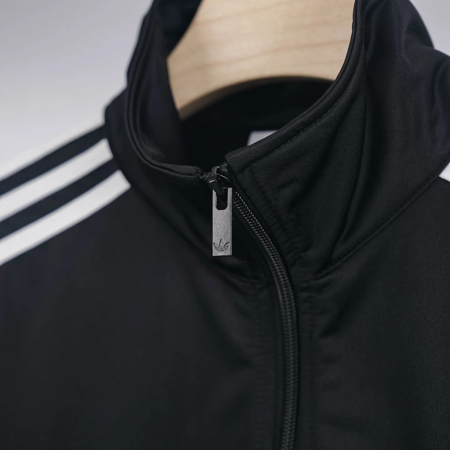 Adicolor Firebird Tricot Track Jacket D17023074 — view 12