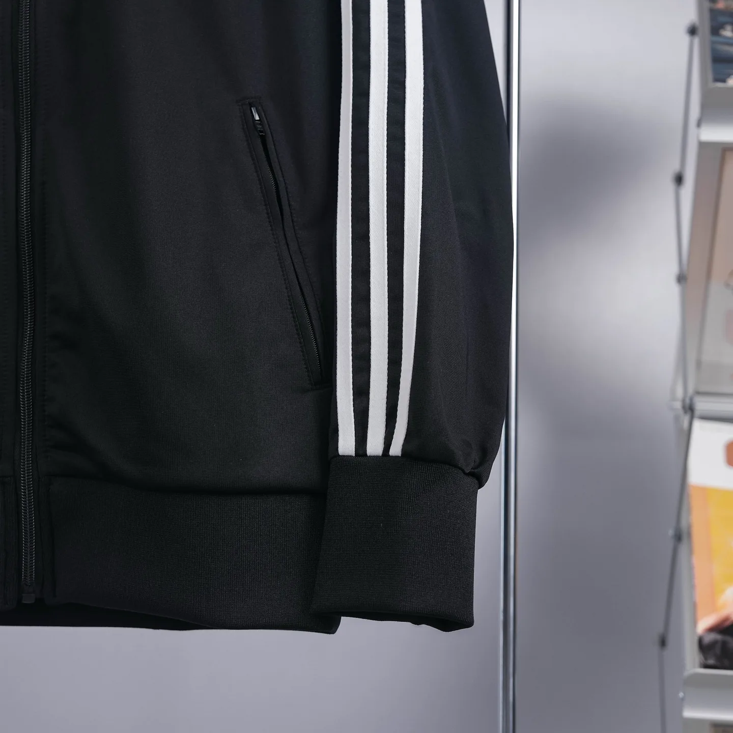 Adicolor Firebird Tricot Track Jacket D17023074 — view 13