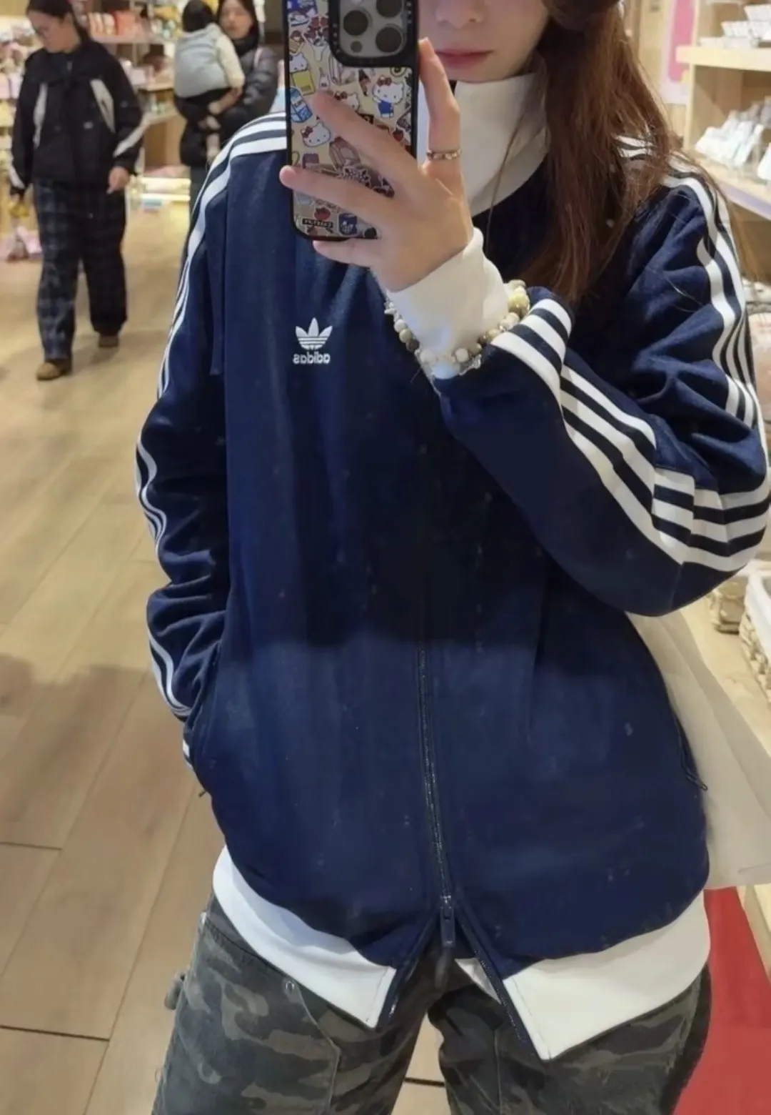 Adicolor Classics 3-Stripes Track Jacket D17023024 — view 5