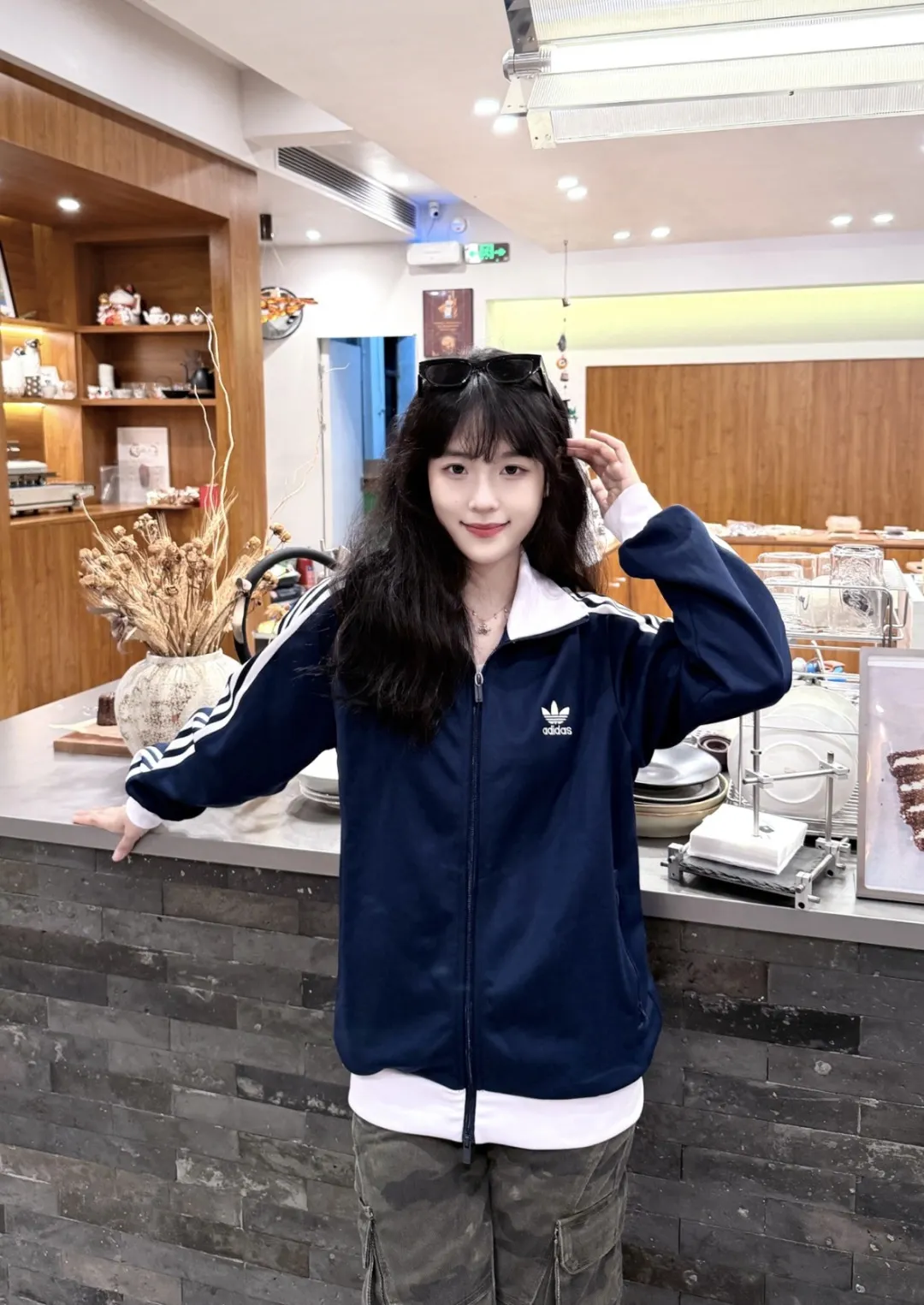 Adicolor Classics 3-Stripes Track Jacket D17023024 — view 22