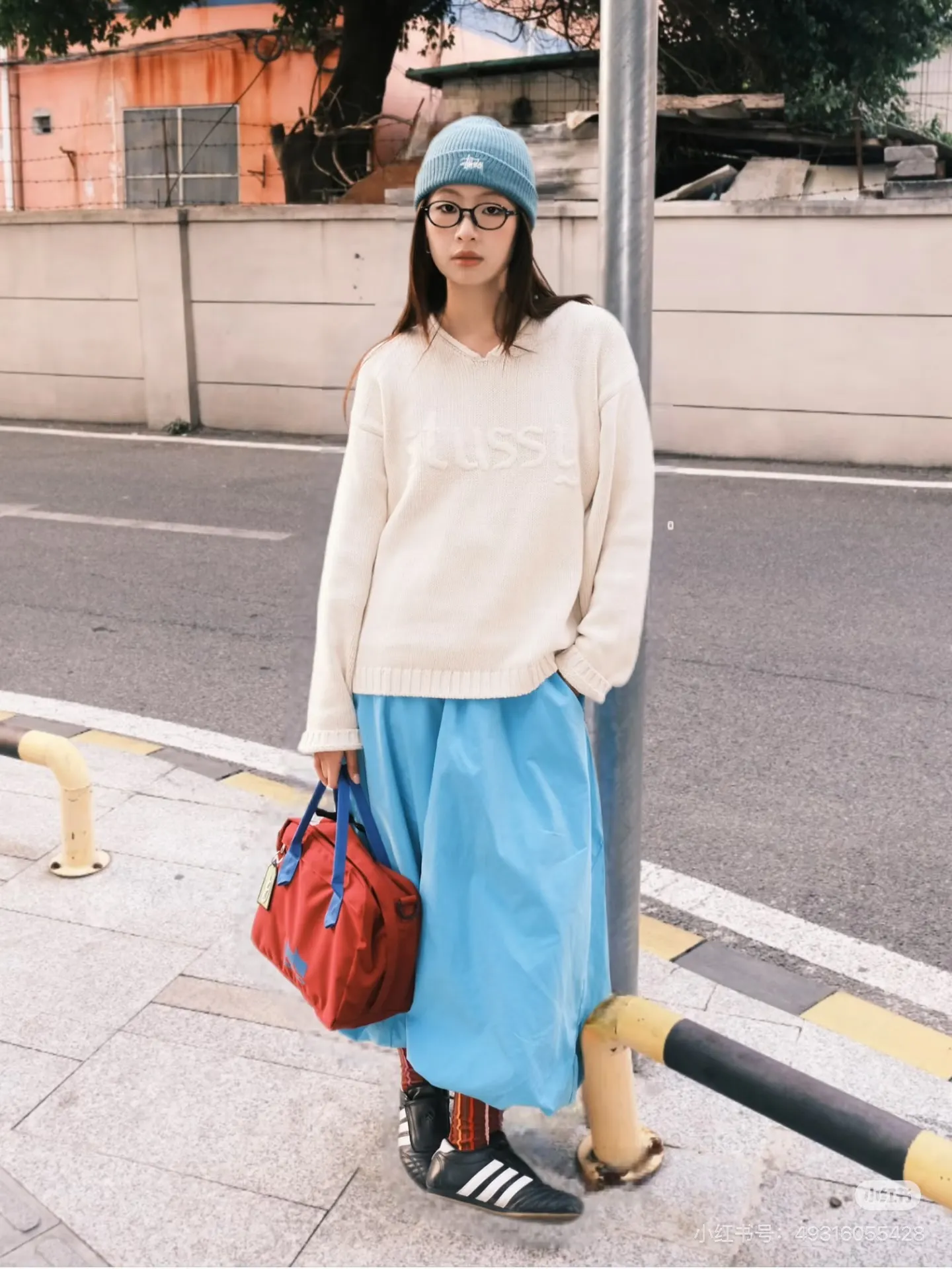 Stussy V-Neck Logo Knit Sweater D17023079 — view 6