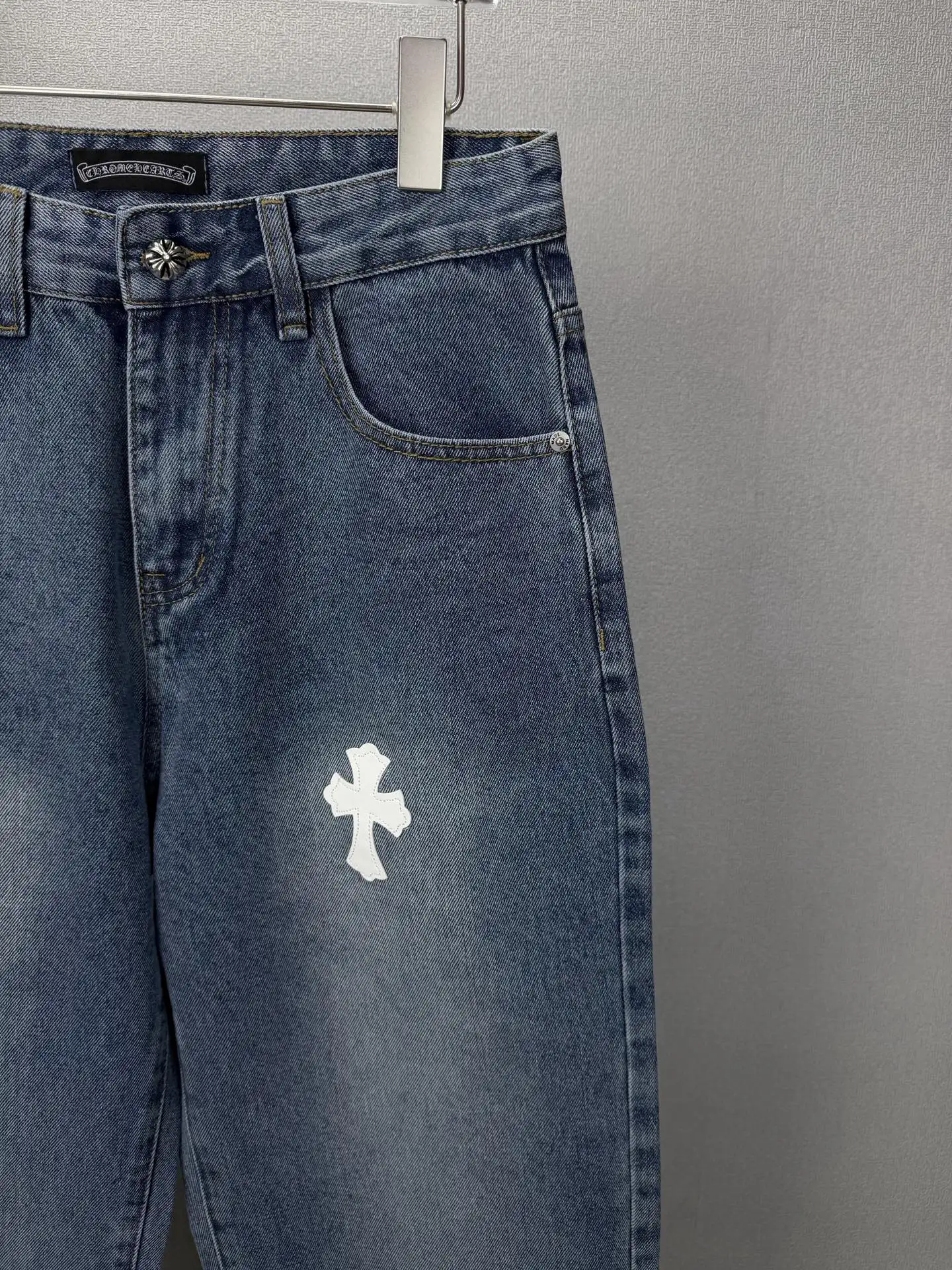 Chrome Hearts Leopard Cross Patch Straight-Leg Jeans D17523167 — view 4
