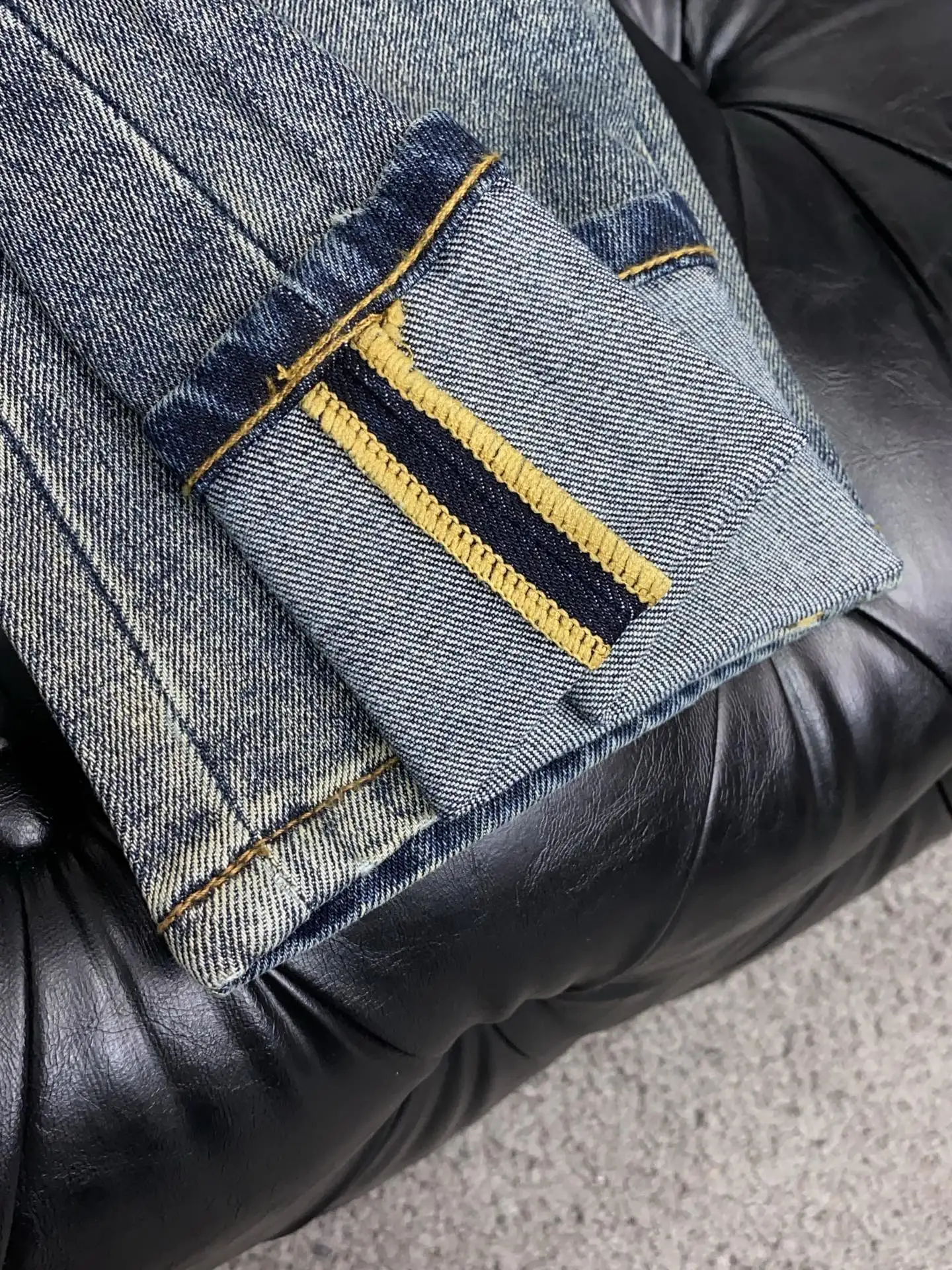 Logo Patch Slim-Straight Jeans D17523873 — view 8