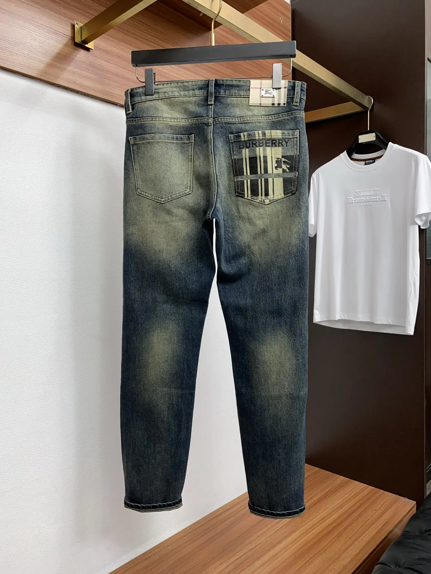 Slim-Fit Straight-Leg Check Pocket Jeans D17523881 — view 2