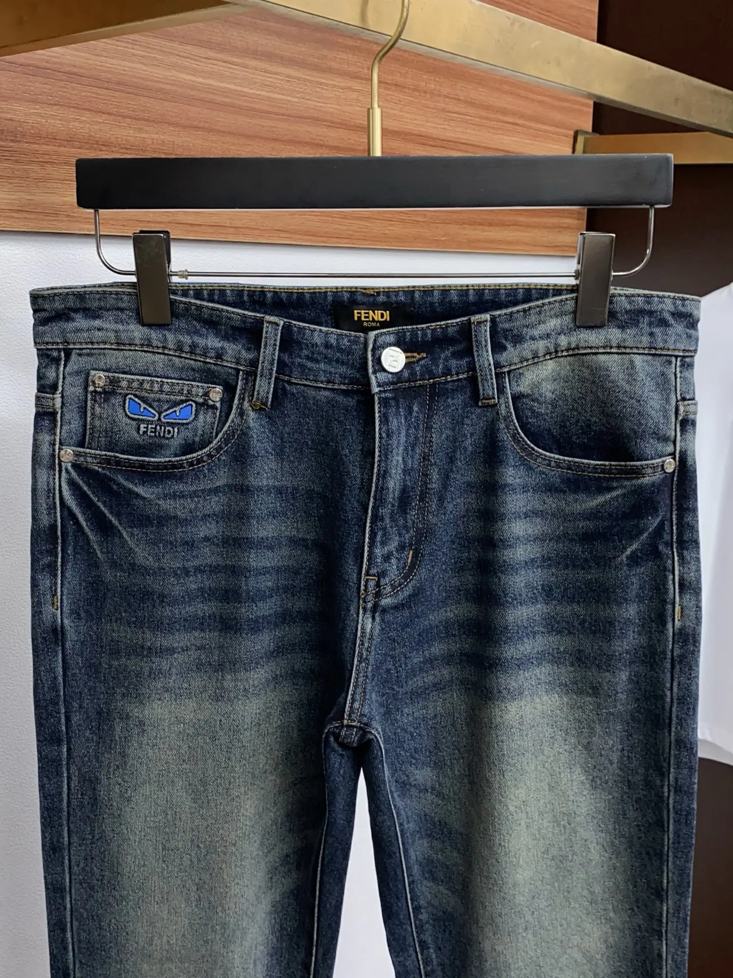 Slim-Fit Straight-Leg Jeans with Logo Patch D17523875 — view 4