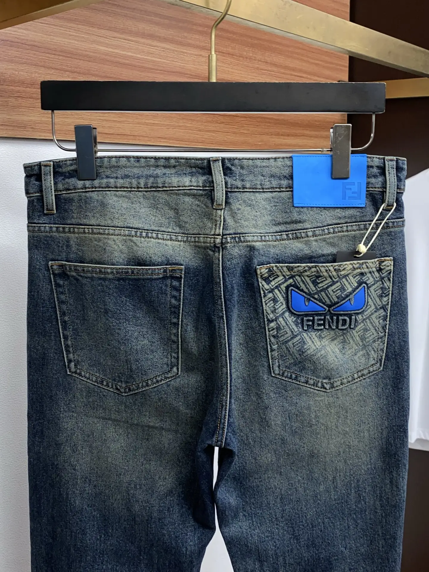 Slim-Fit Straight-Leg Jeans with Logo Patch D17523875 — view 9