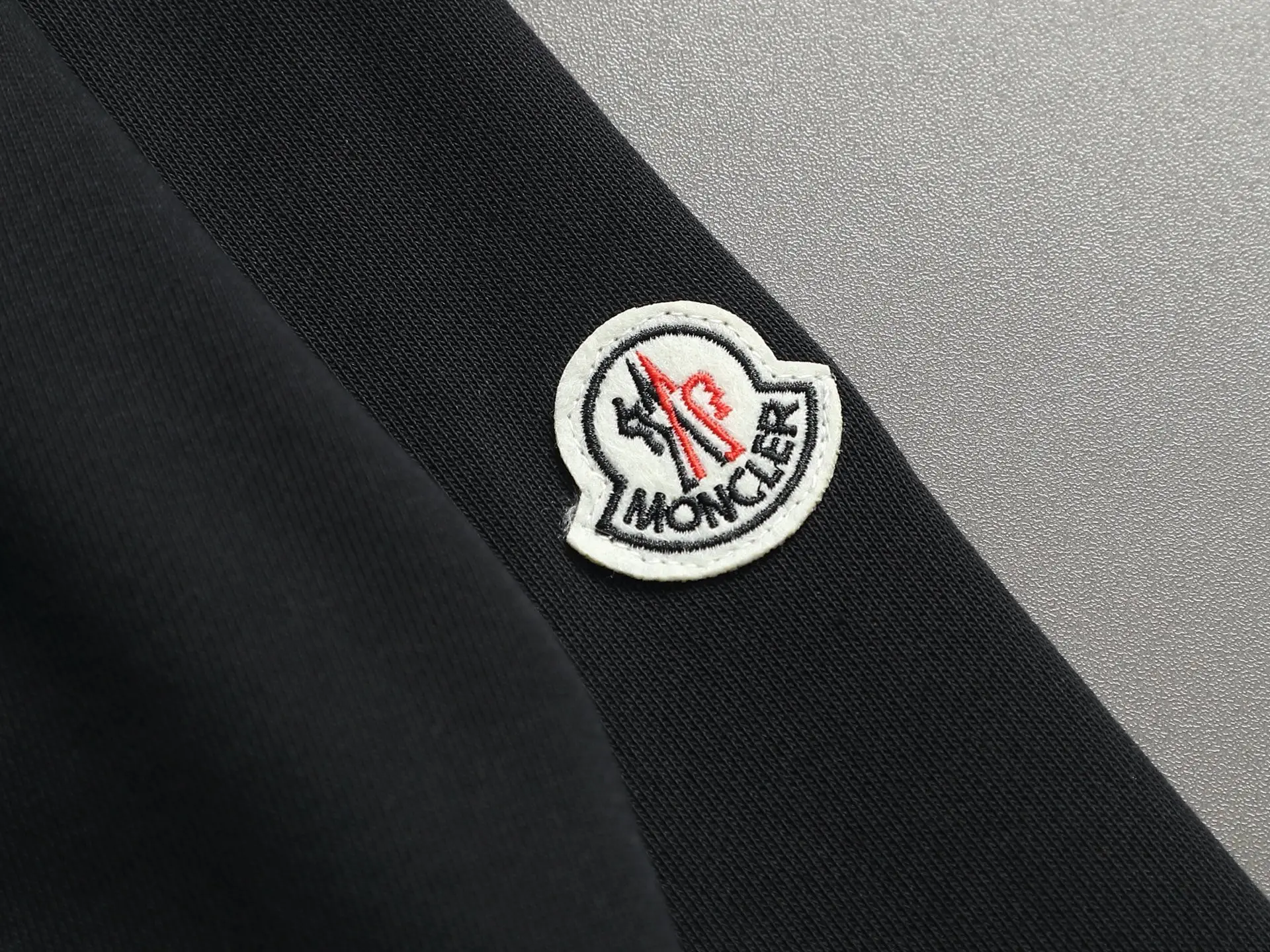 Moncler Archive Embroidered Crew-Neck Sweatshirt D17521516 — view 5