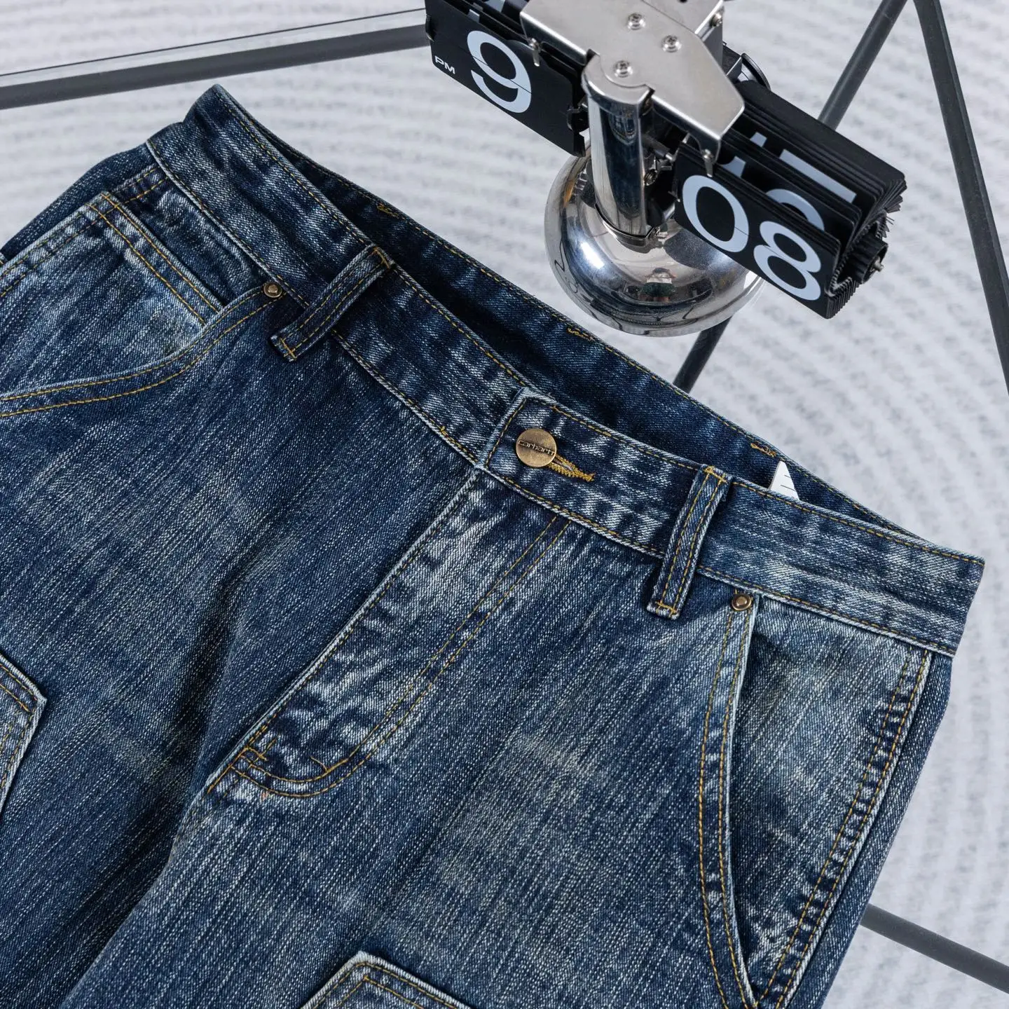 Double-Knee Straight-Leg Logger Jeans D17523899 — view 3
