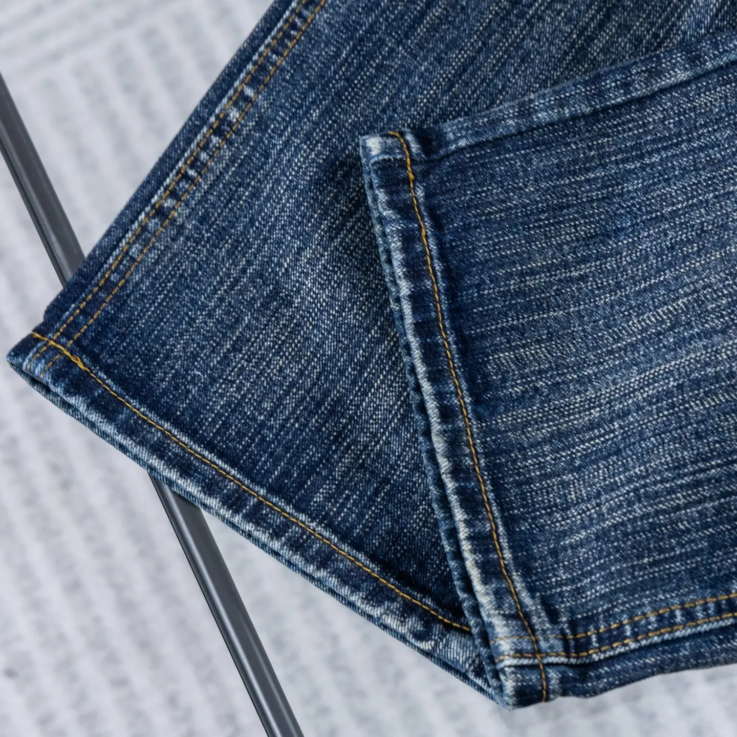 Double-Knee Straight-Leg Logger Jeans D17523899 — view 10