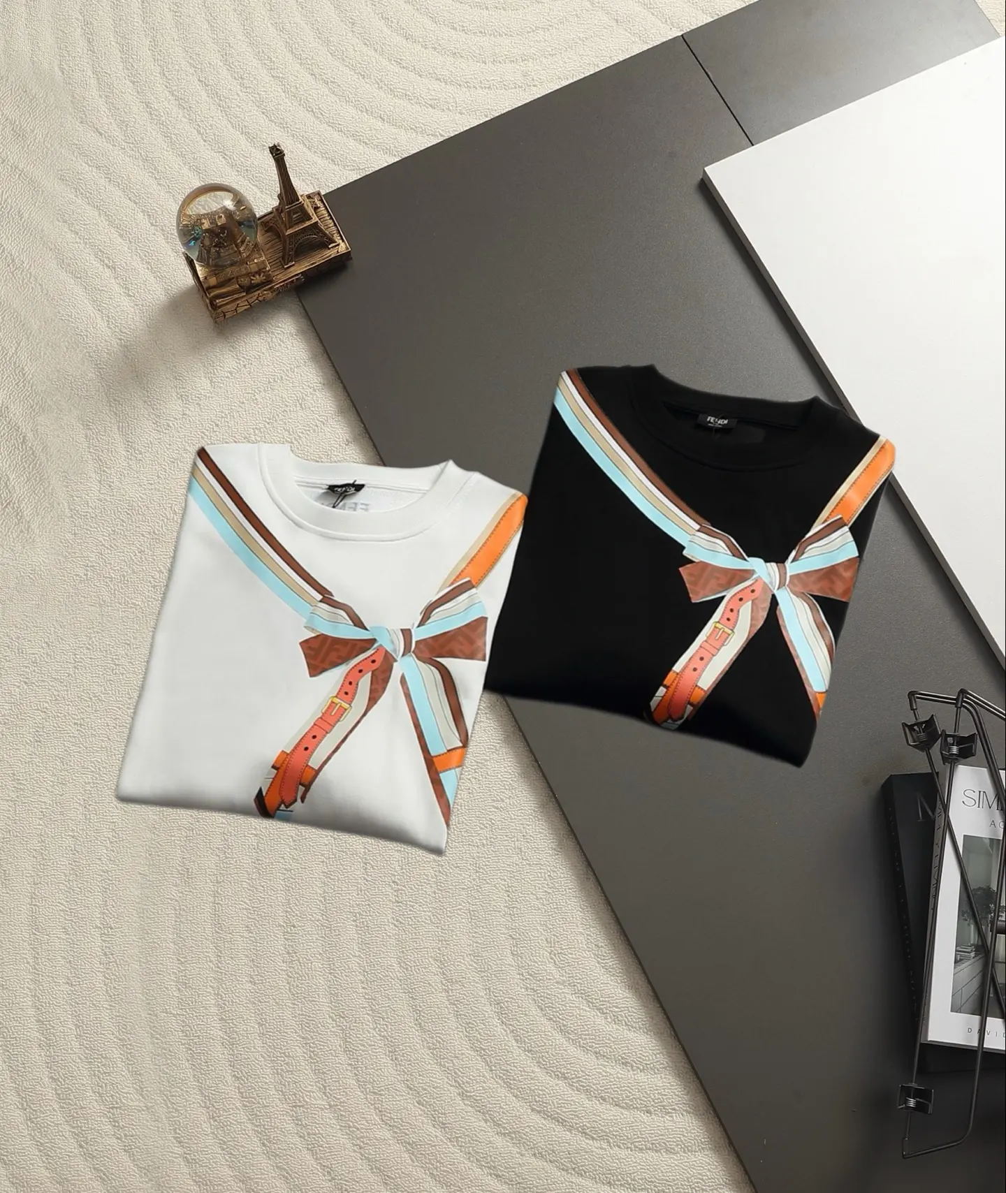 Trompe L'oeil Bow Print Sweatshirt D17521512 — view 2