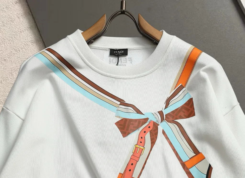 Bow-Print Crew-Neck Sweatshirt D17521513 — view 3