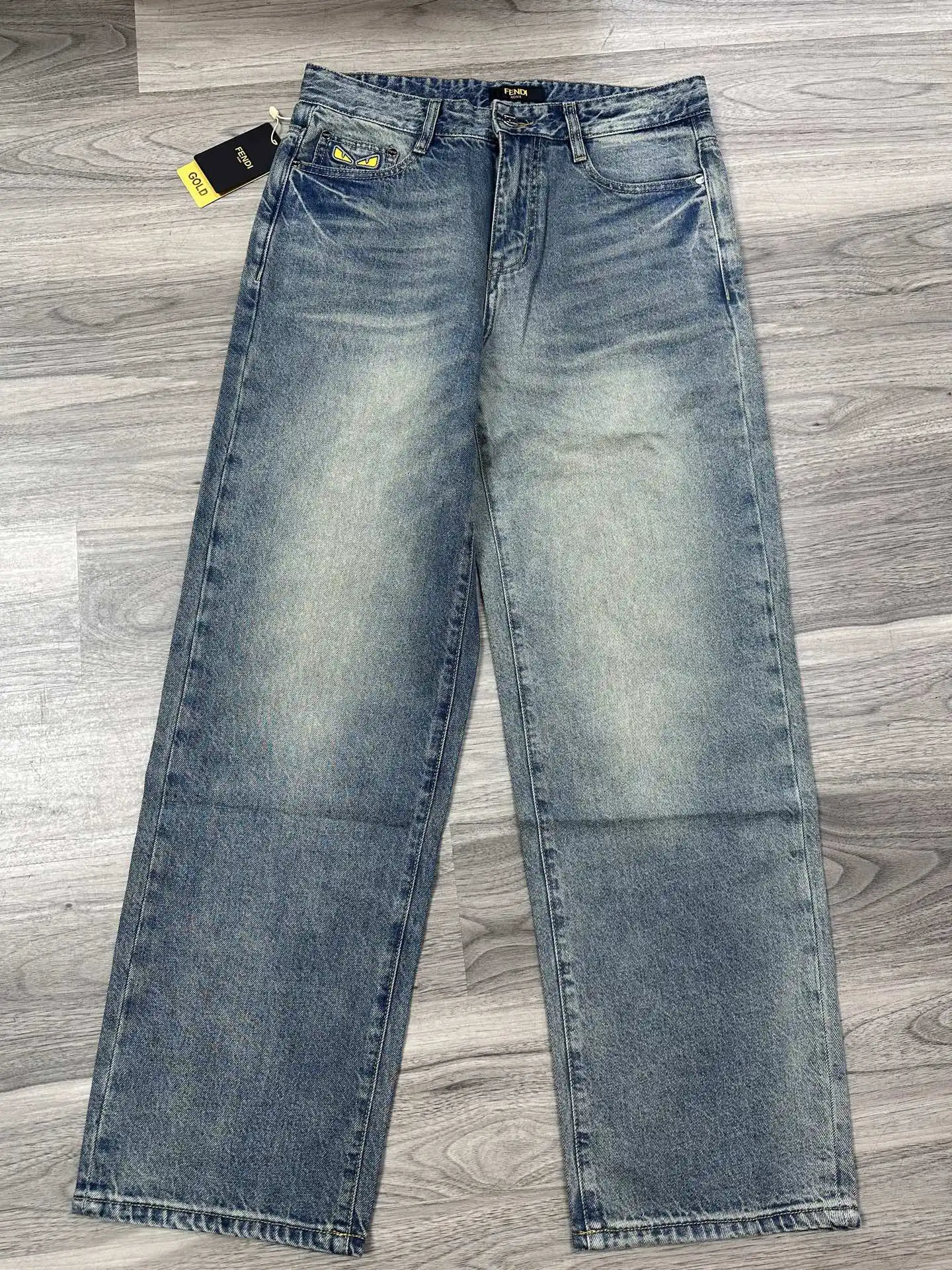 FF Logo Baggy Wide-Leg Jeans D17523876 — view 3