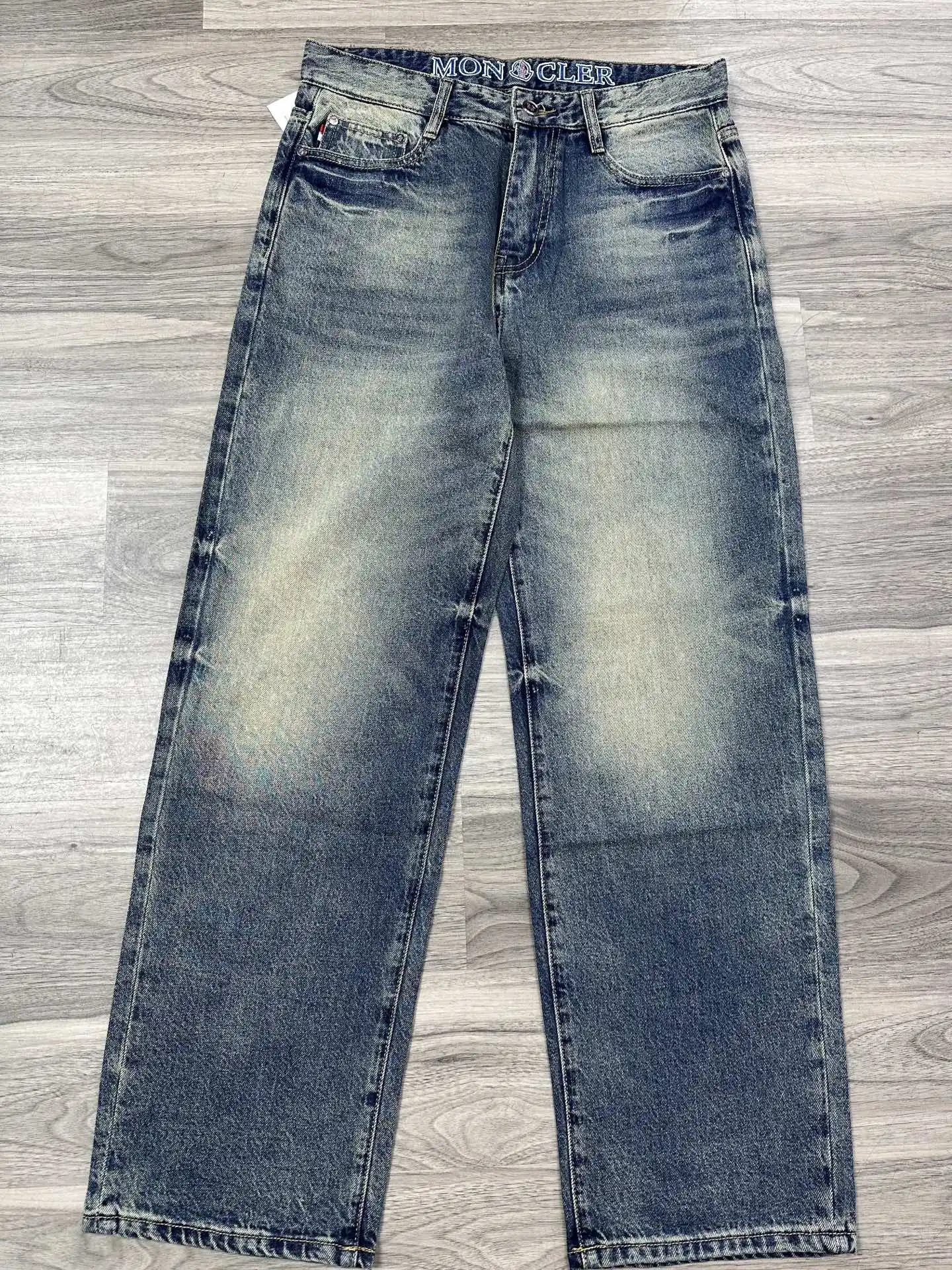 Moncler Wide-Leg Baggy Jeans D17523877 — view 3