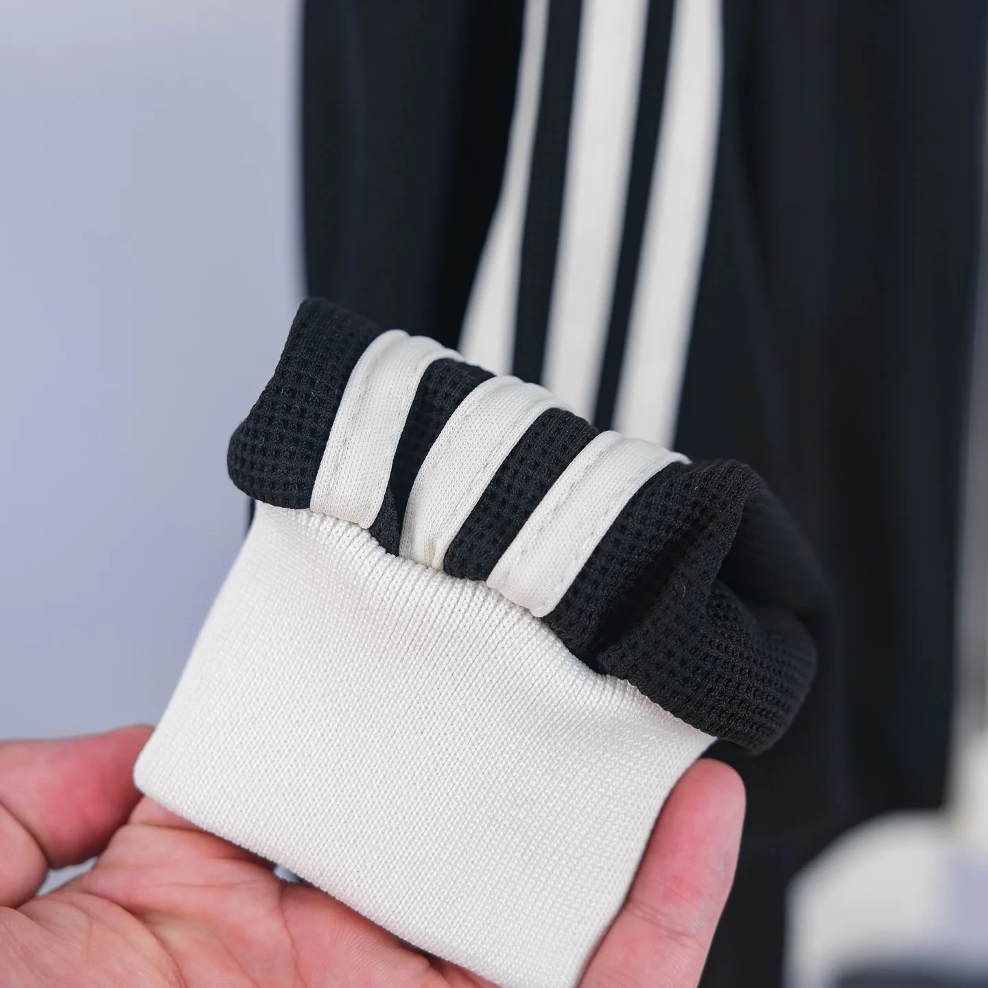 Adidas Originals Waffle Knit Track Jacket D17523036 — view 12
