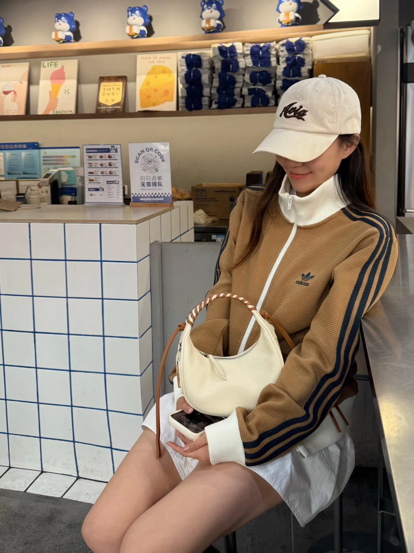 Adicolor Waffle Knit Track Jacket D17523033 — view 2