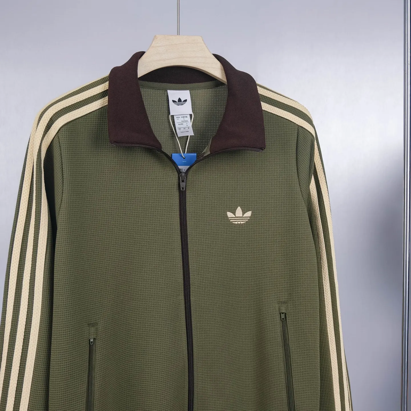 Adicolor Classics Waffle Track Jacket D17523053 — view 12
