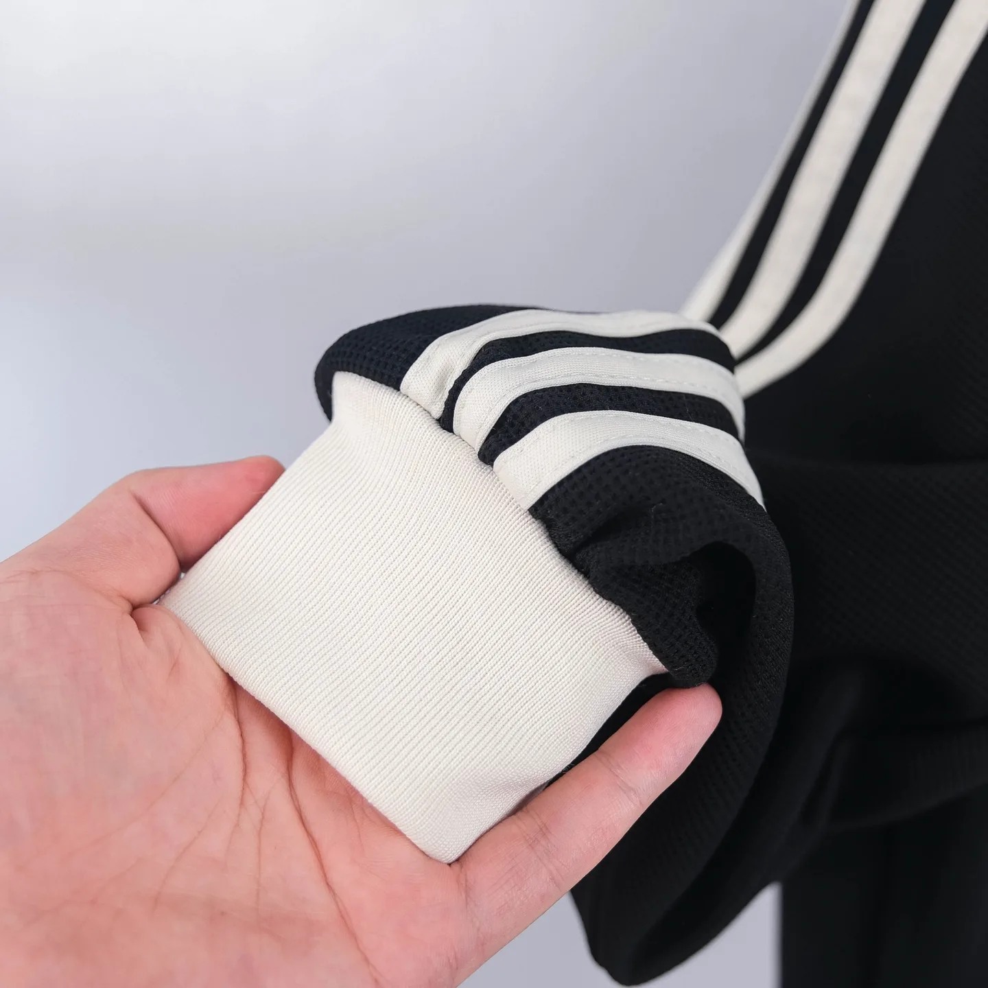 Adicolor Classics Waffle Track Jacket D17523053 — view 19