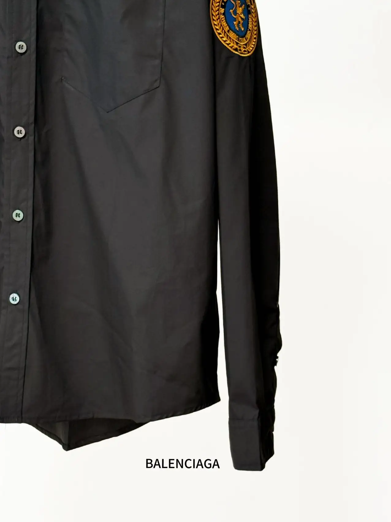Embroidered Crest Logo Long-Sleeve Shirt D17521128 — view 8