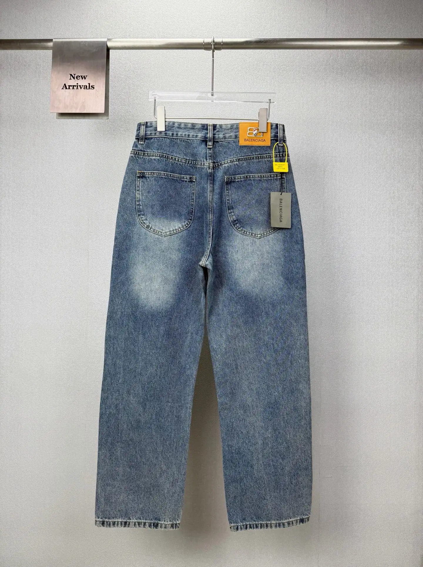 Multi-Logo Embroidered Wide-Leg Jeans D18023174 — view 2