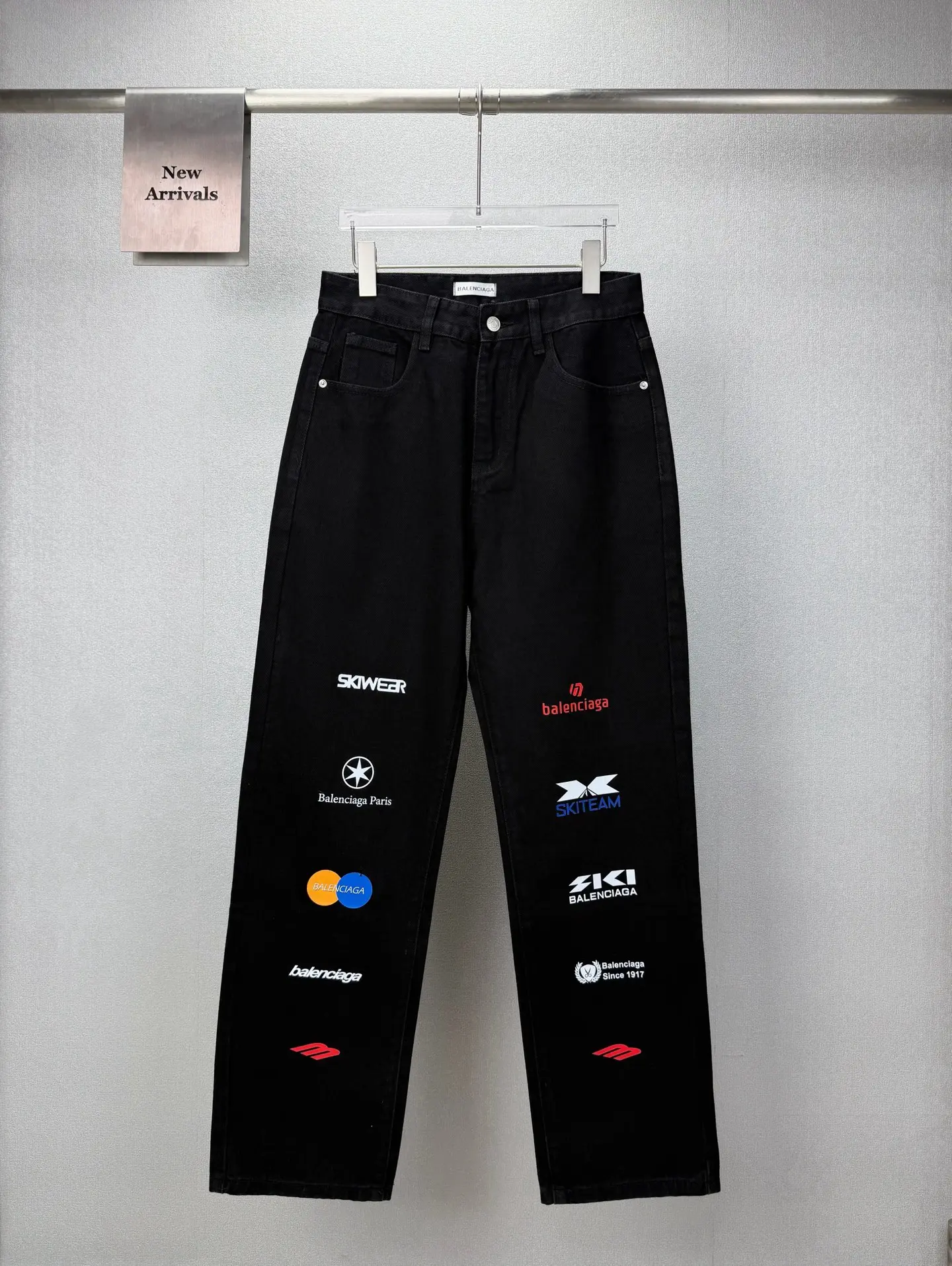 Multi-Logo Embroidered Wide-Leg Jeans D18023176