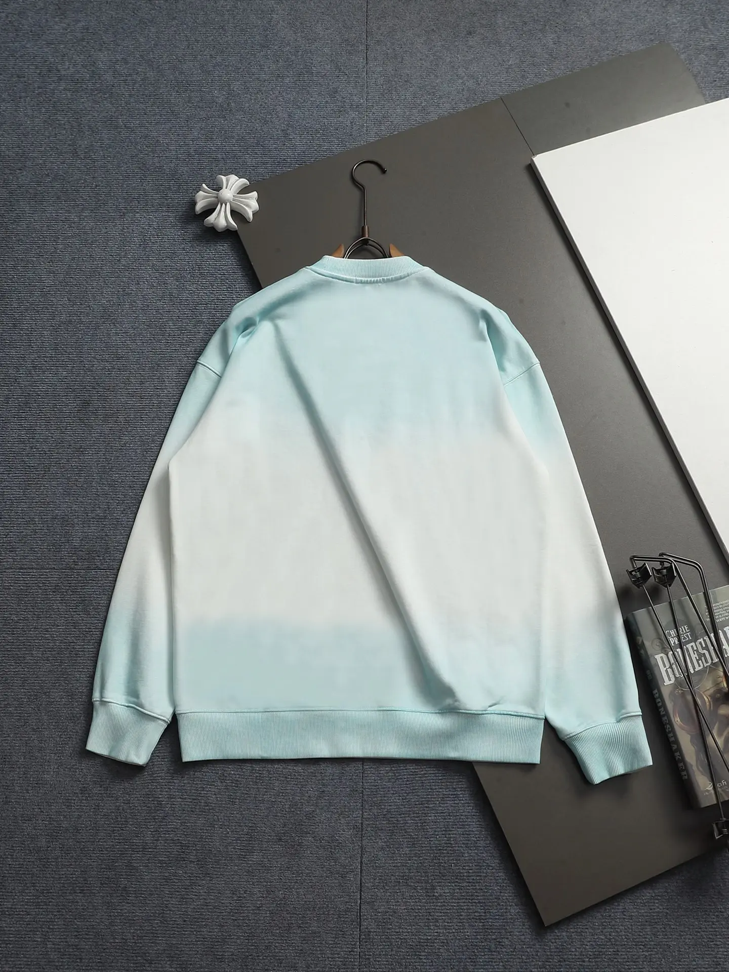 Anagram Embroidered Tie-Dye Sweatshirt D18023231 — view 10