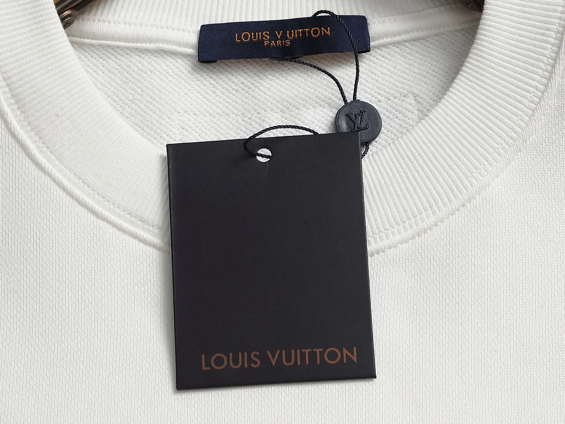 Embossed Monogram Pocket Sweatshirt D18023240 — view 5