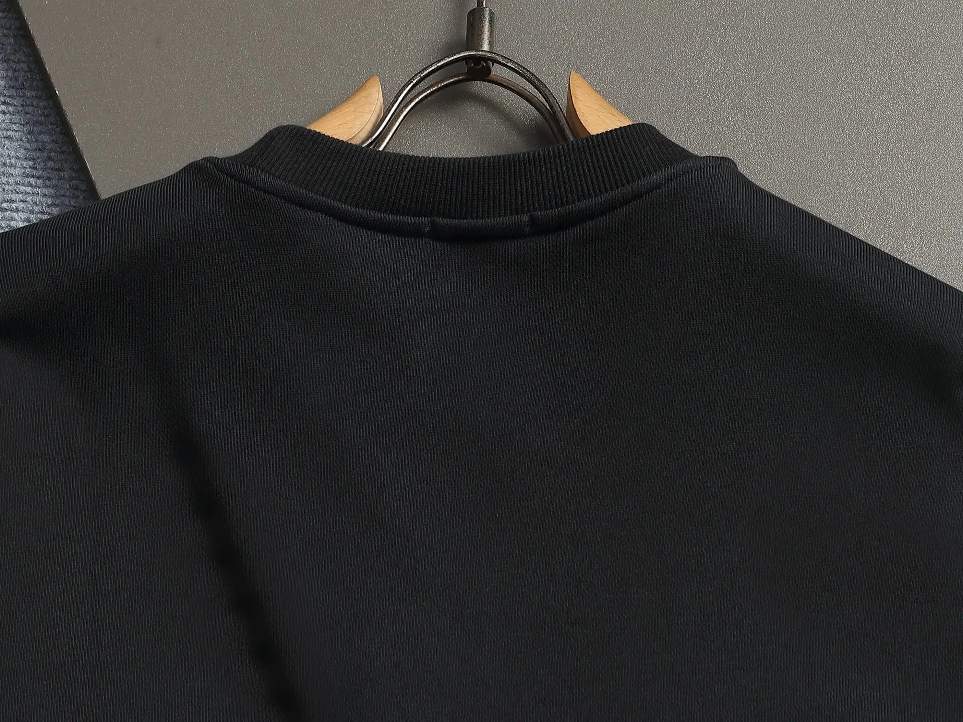 Logo-Embroidered Cotton-Blend Sweatshirt D18023236 — view 9