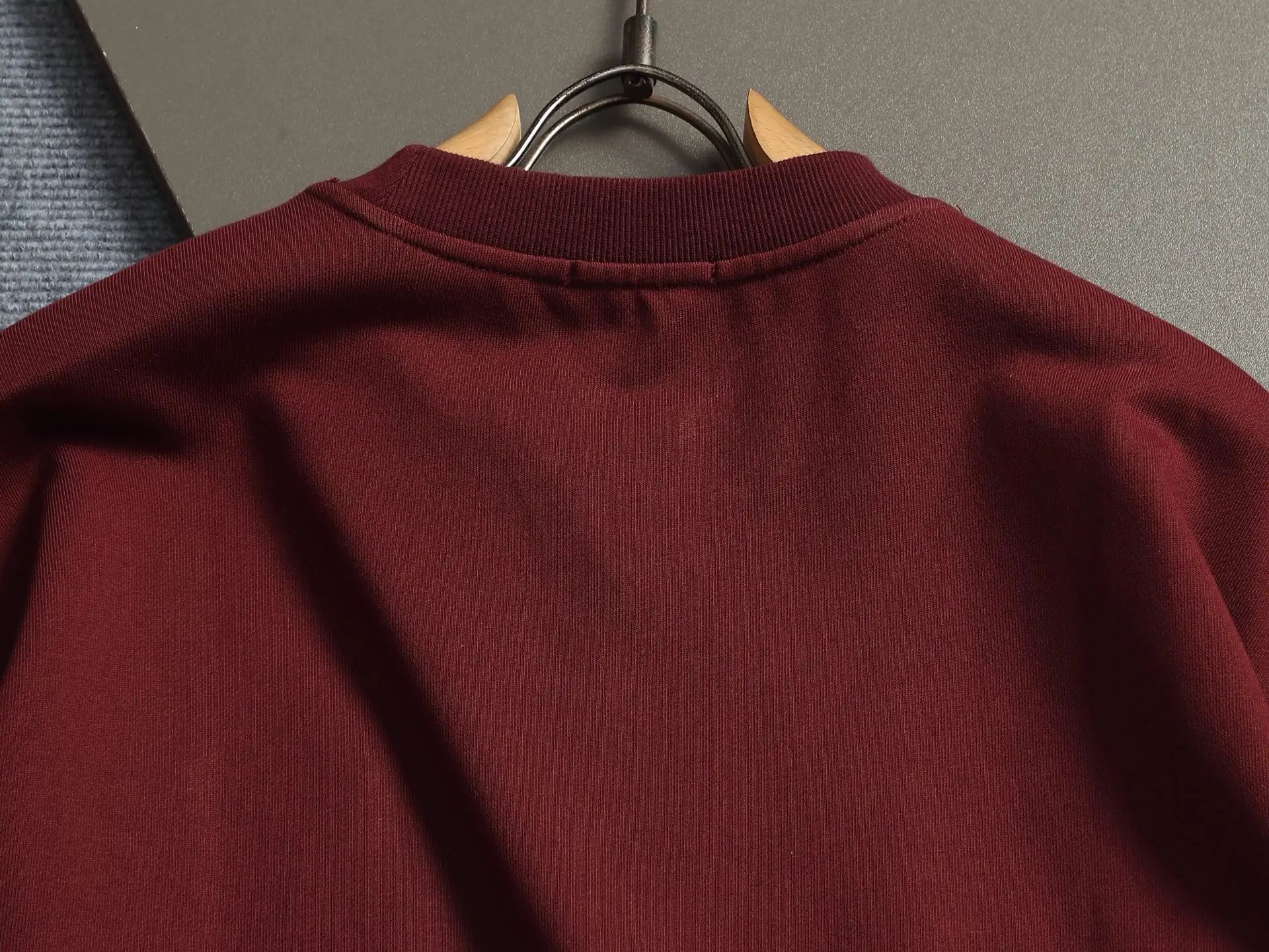 CD Logo Embroidered Crew-Neck Sweatshirt D18021493 — view 8