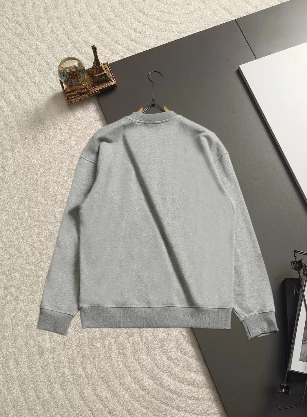 CD Icon Embroidered Crew-Neck Sweatshirt D18021494 — view 11