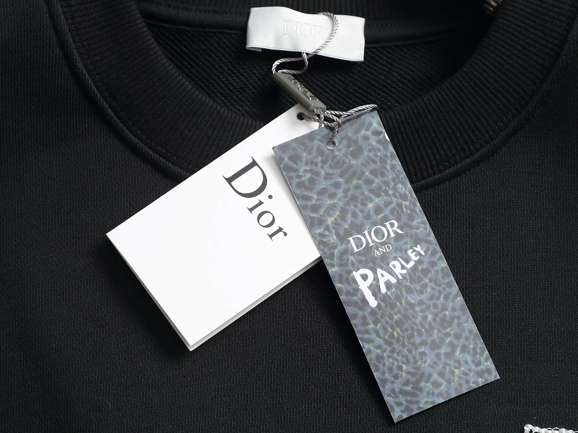 CD Logo Embroidered Crew-Neck Sweatshirt D18023252 — view 5