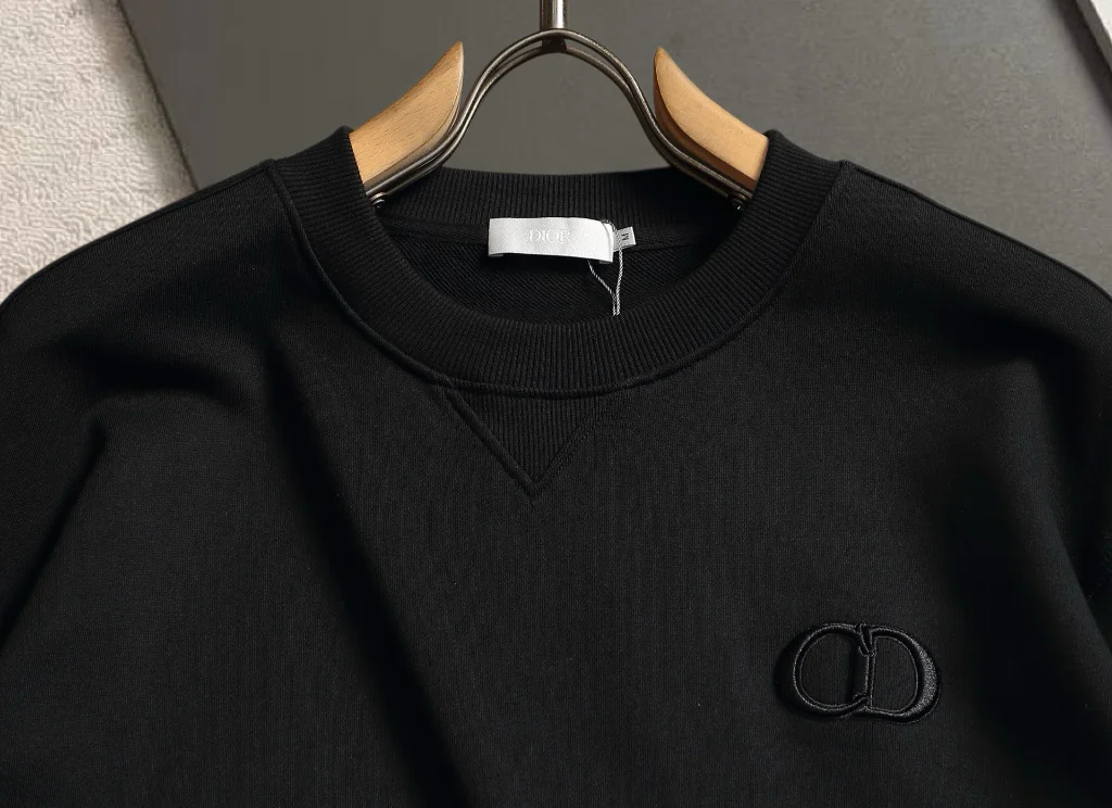 CD Icon Embroidered Crew-Neck Sweatshirt D18021495 — view 3