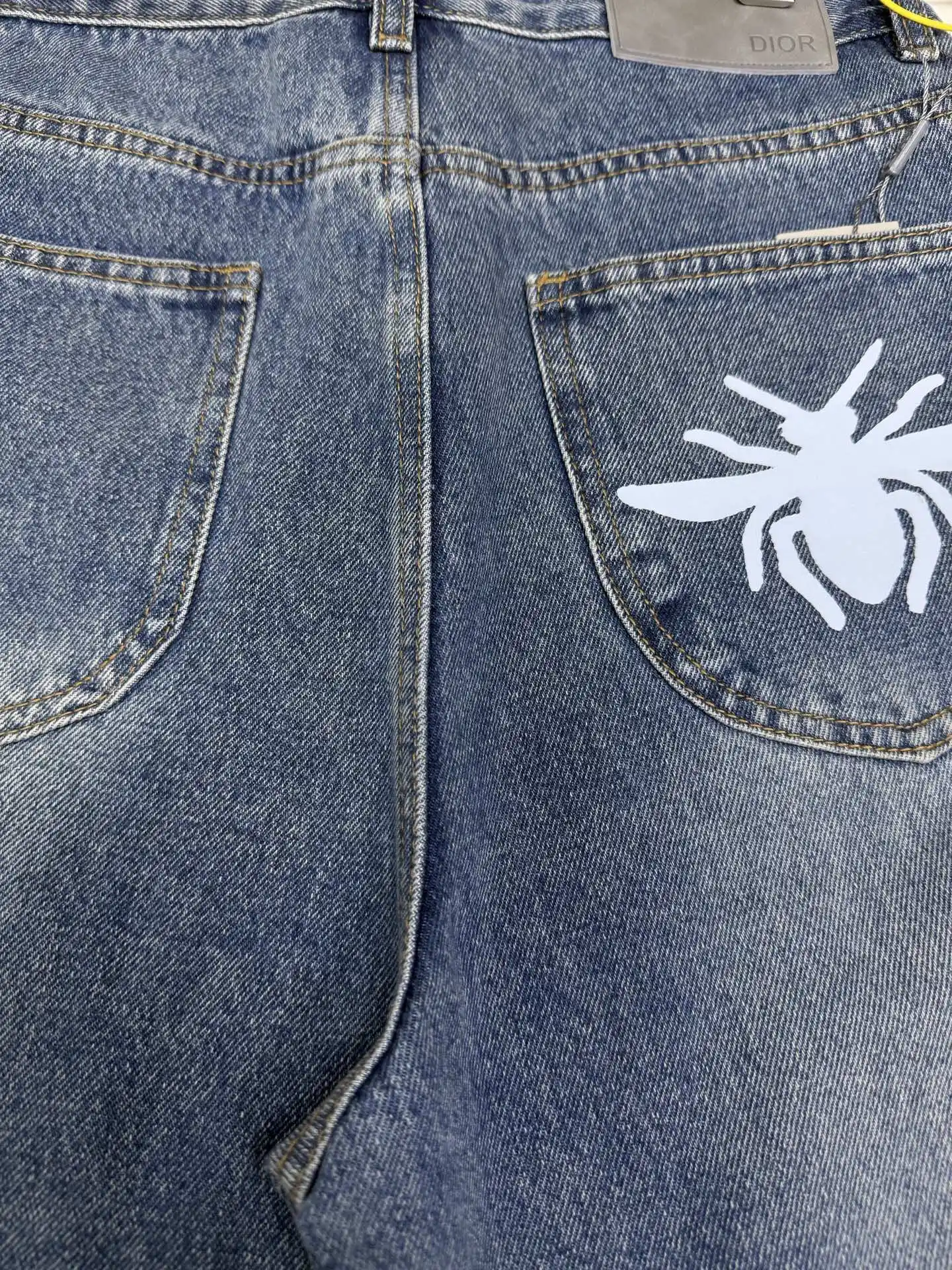 Logo-Embroidered Straight-Leg Jeans D18023163 — view 8