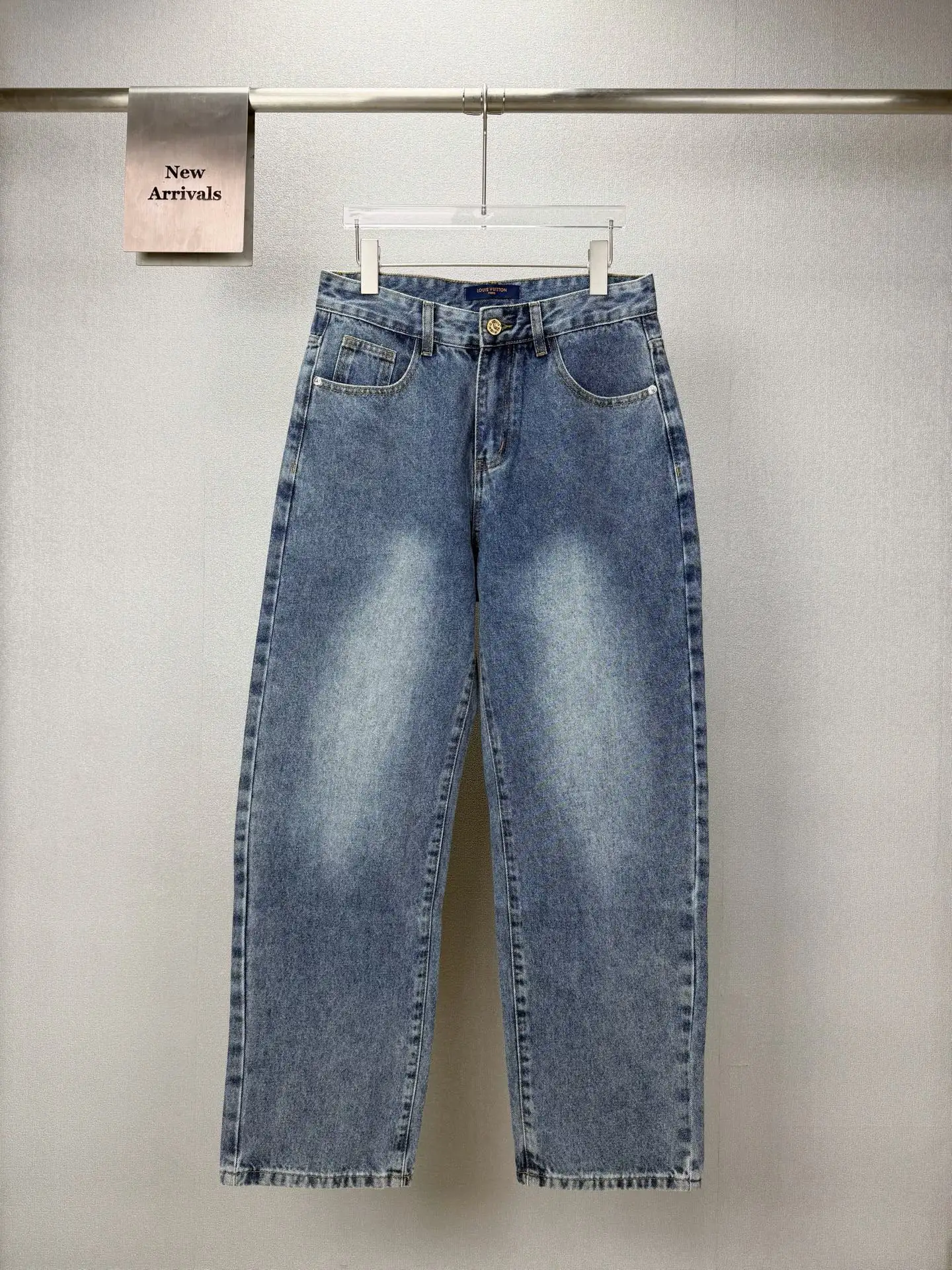 Straight-Leg Washed Denim Jeans D18023169