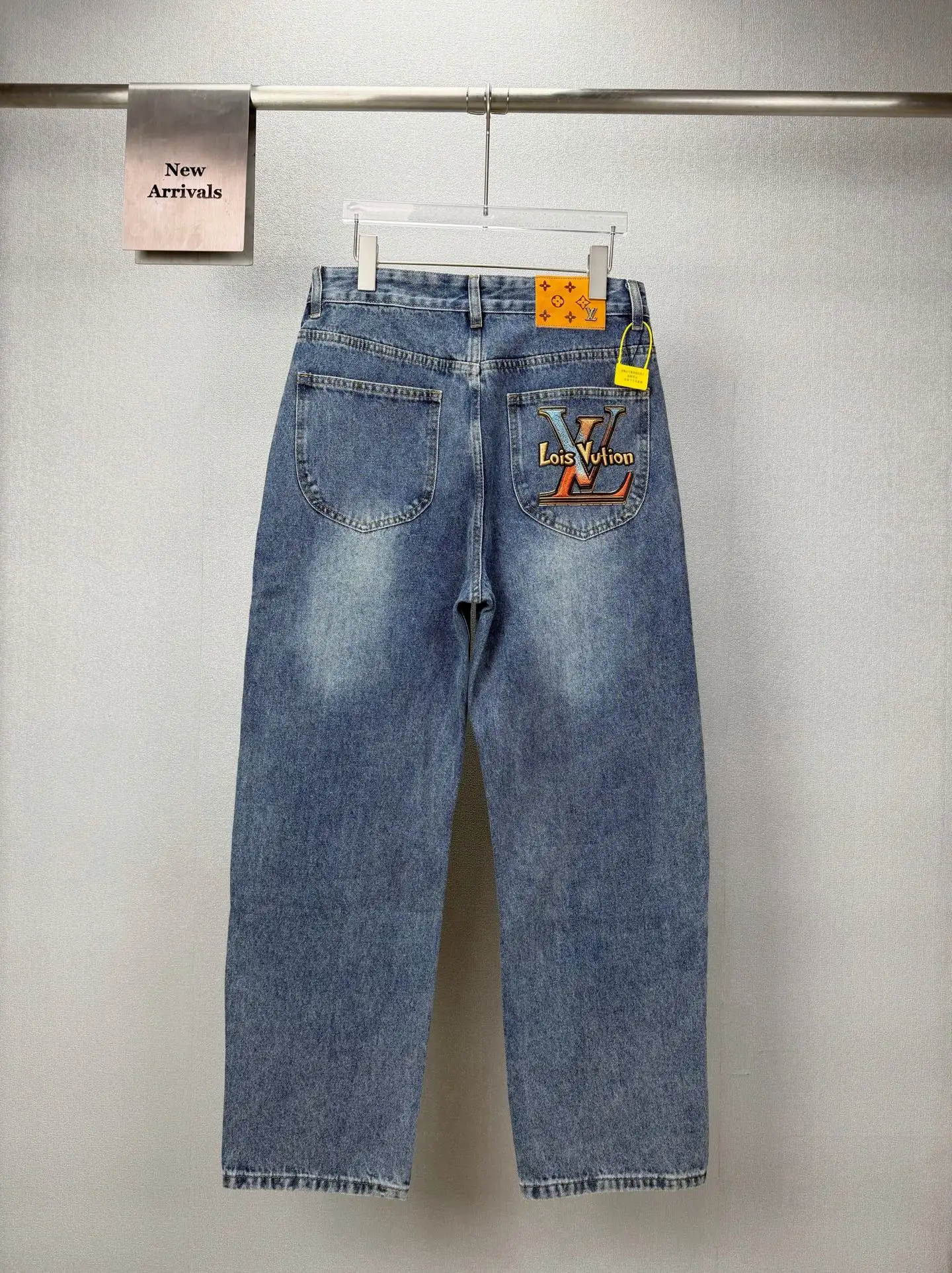 Straight-Leg Washed Denim Jeans D18023169 — view 2