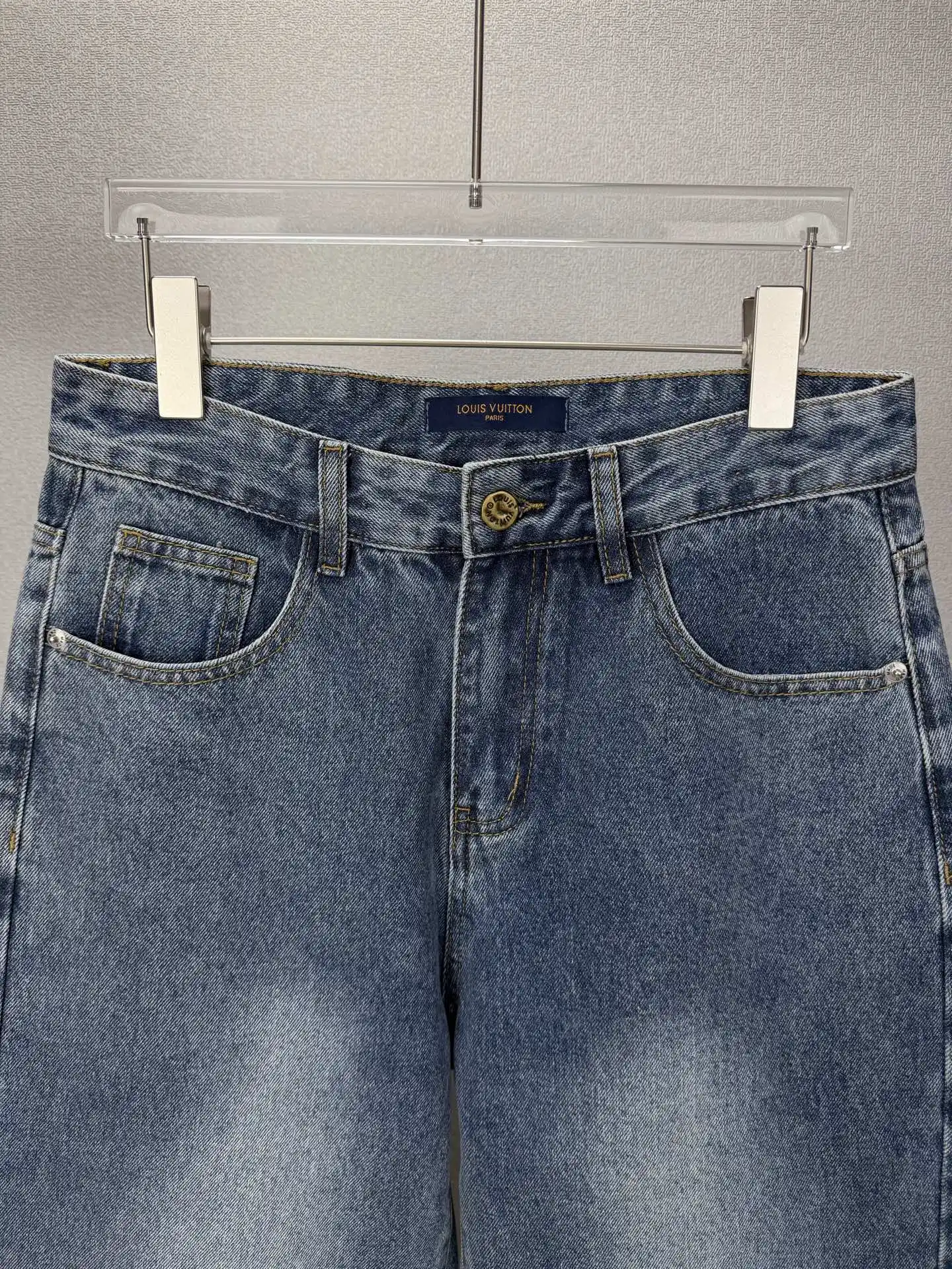 Straight-Leg Washed Denim Jeans D18023169 — view 3