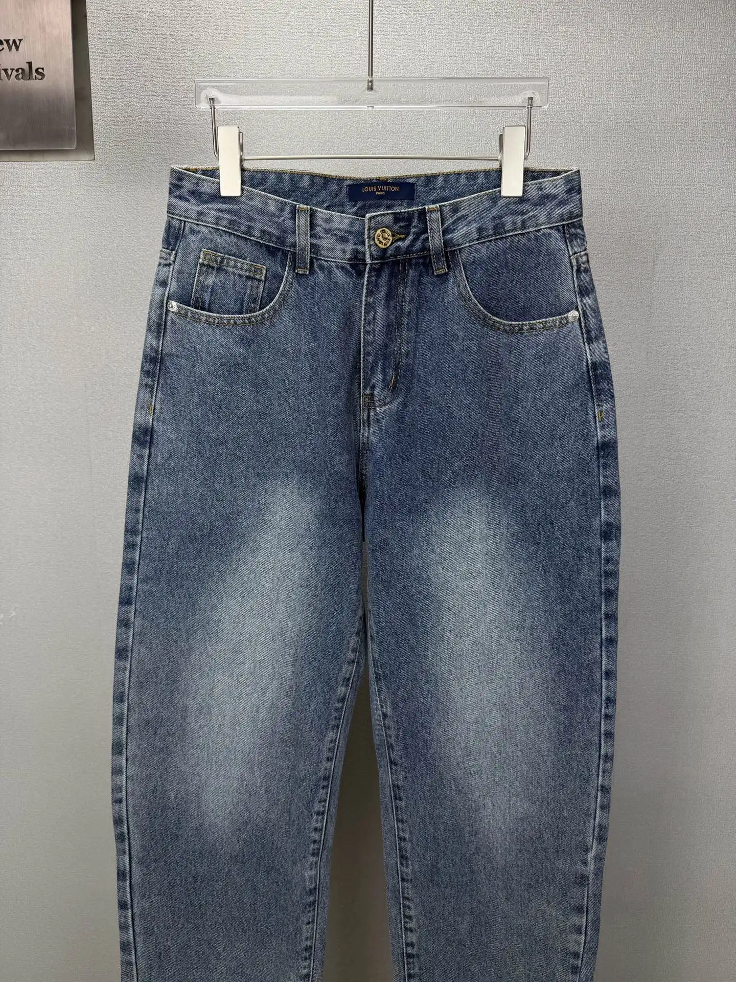 Straight-Leg Washed Denim Jeans D18023169 — view 5