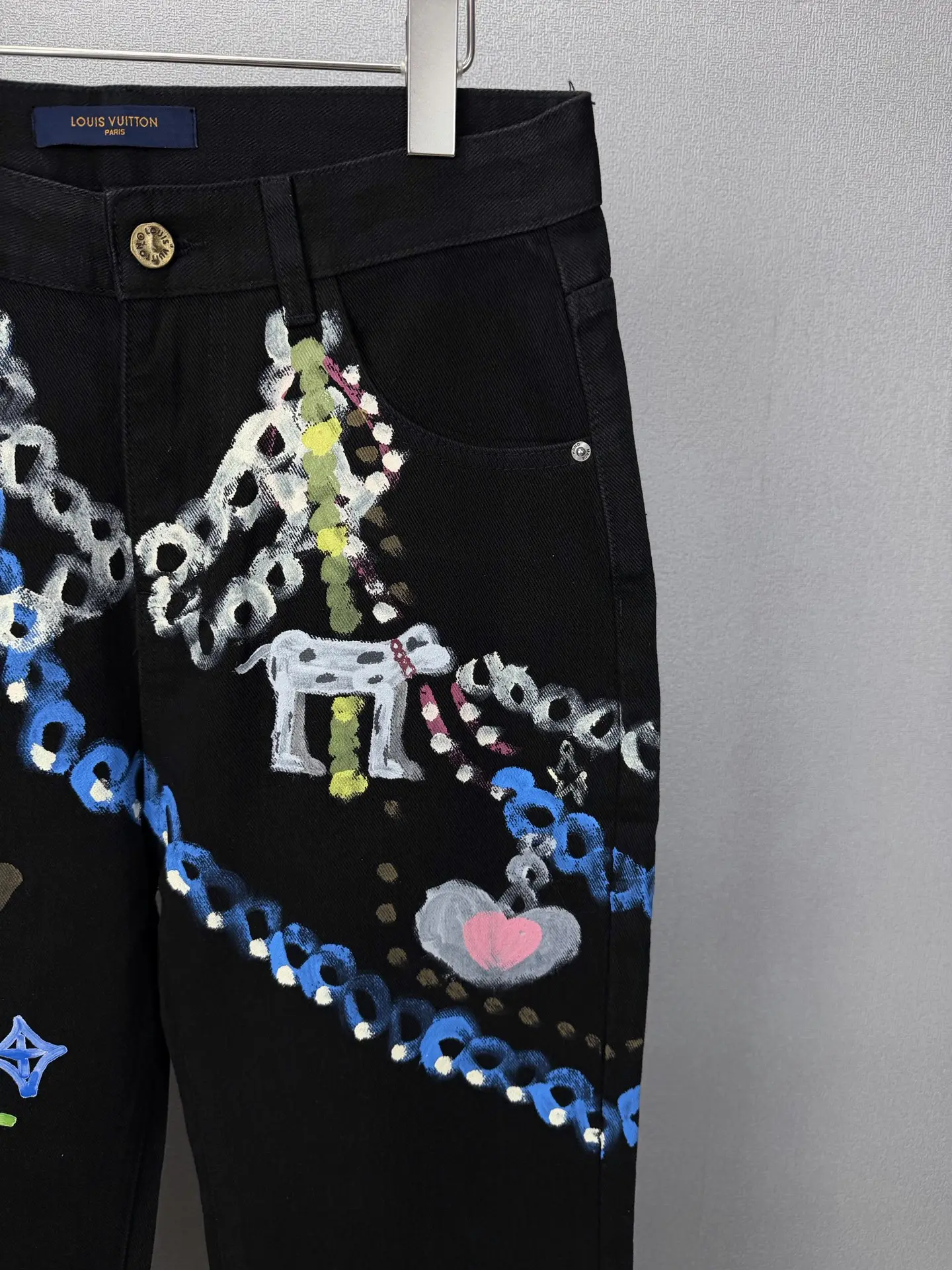 Graffiti Chain Print Straight-Leg Jeans D18023172 — view 4