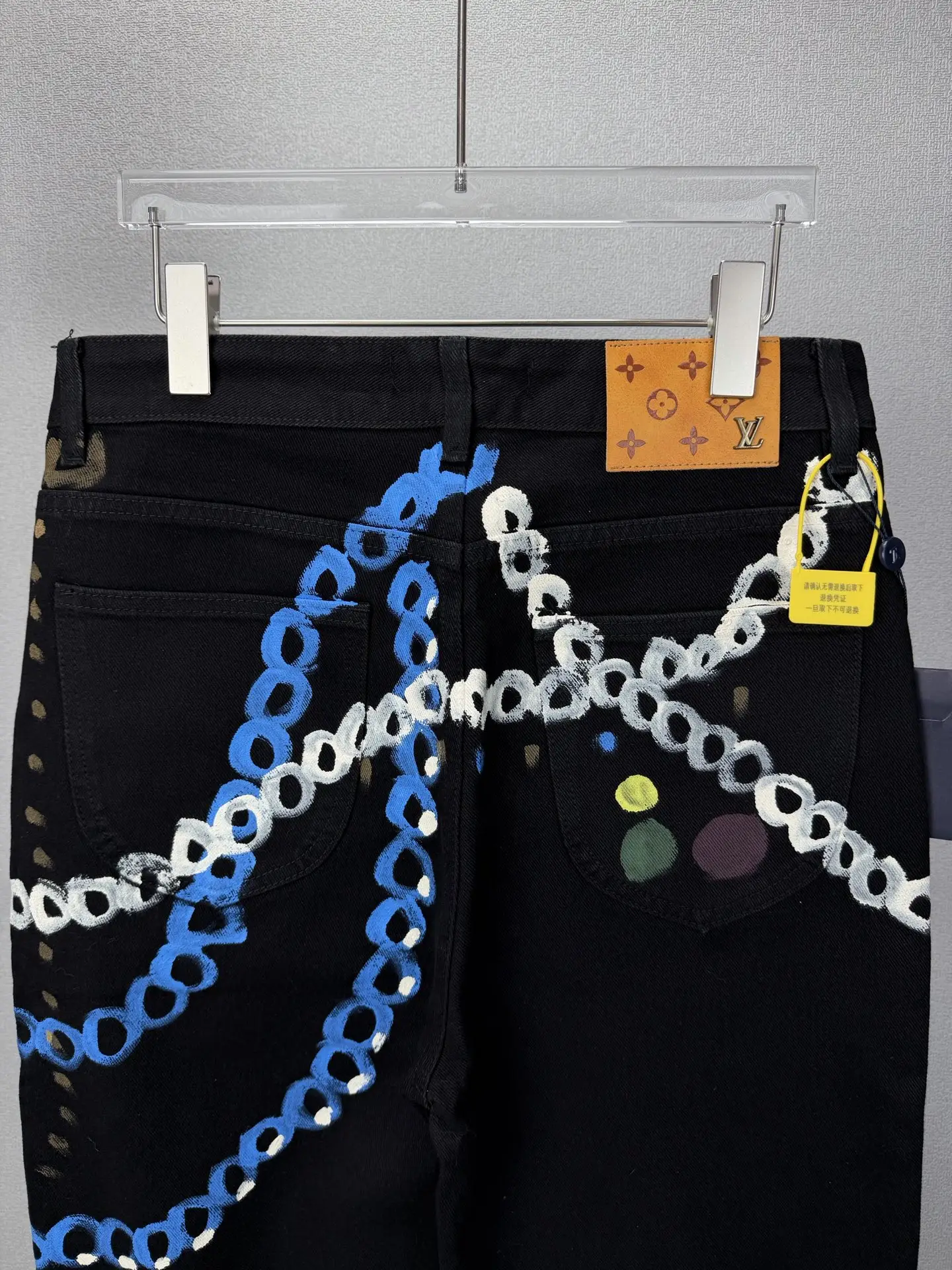 Graffiti Chain Print Straight-Leg Jeans D18023172 — view 9