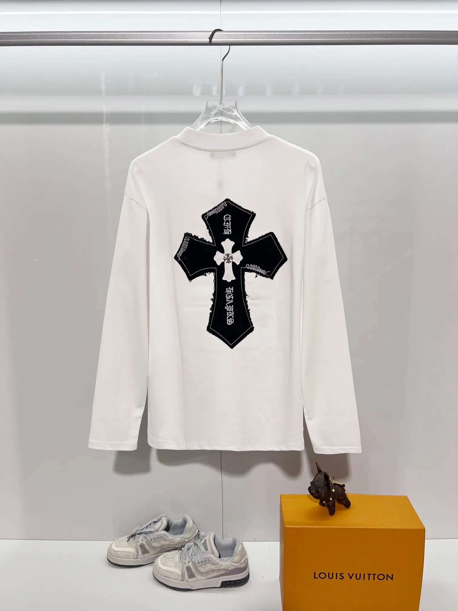 Chrome Hearts Cross Patch Long-Sleeve T-Shirt D18024181 — view 2