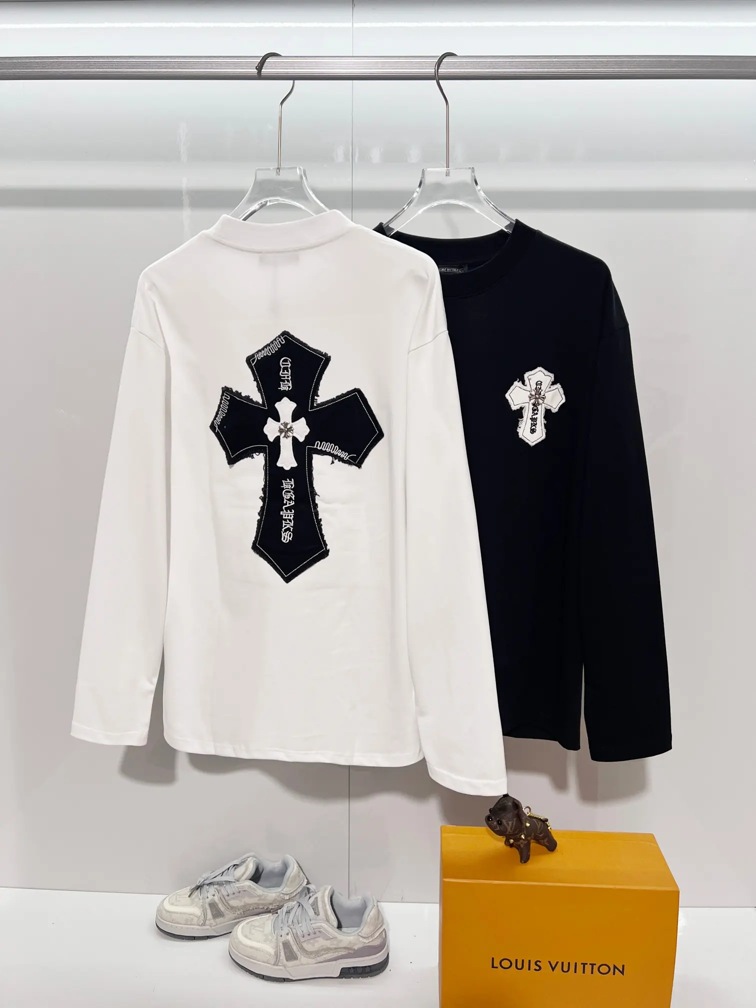 Chrome Hearts Cross Patch Long-Sleeve T-Shirt D18024181 — view 12